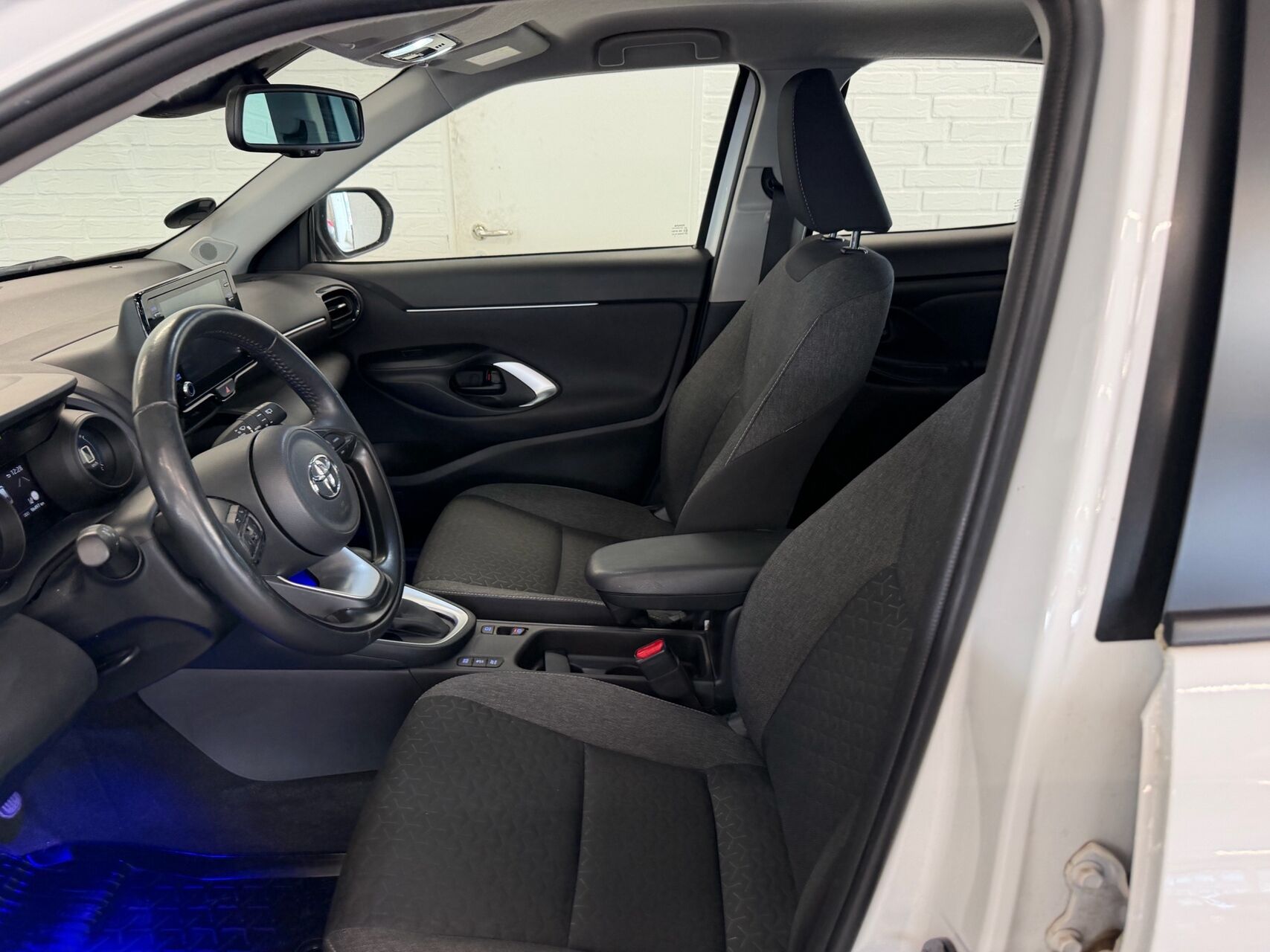 Billede af Toyota Yaris Cross 1,5 Hybrid Active 116HK 5d Trinl. Gear