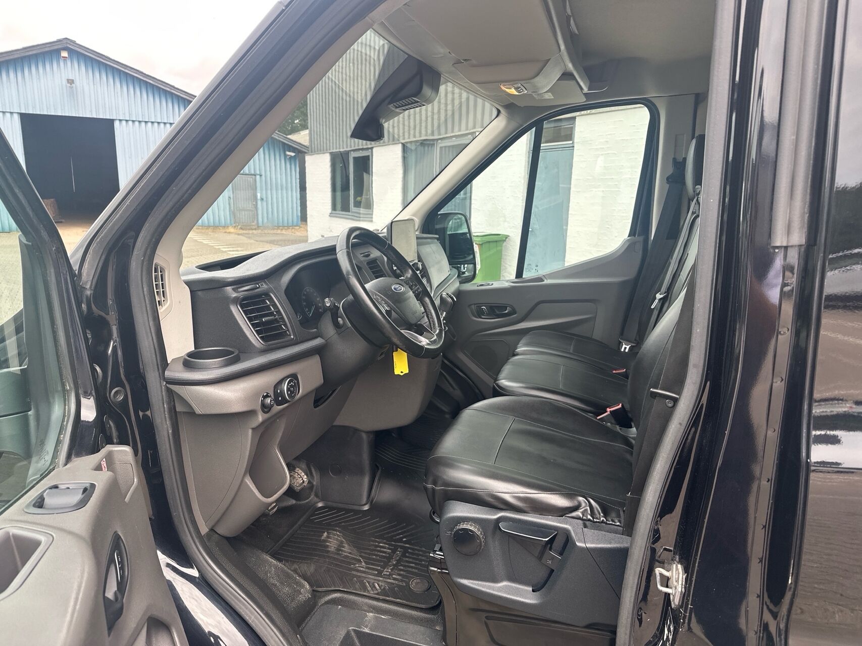 Billede af Ford Transit 350 L2H2 2,0 TDCi Trend 185HK Van 6g