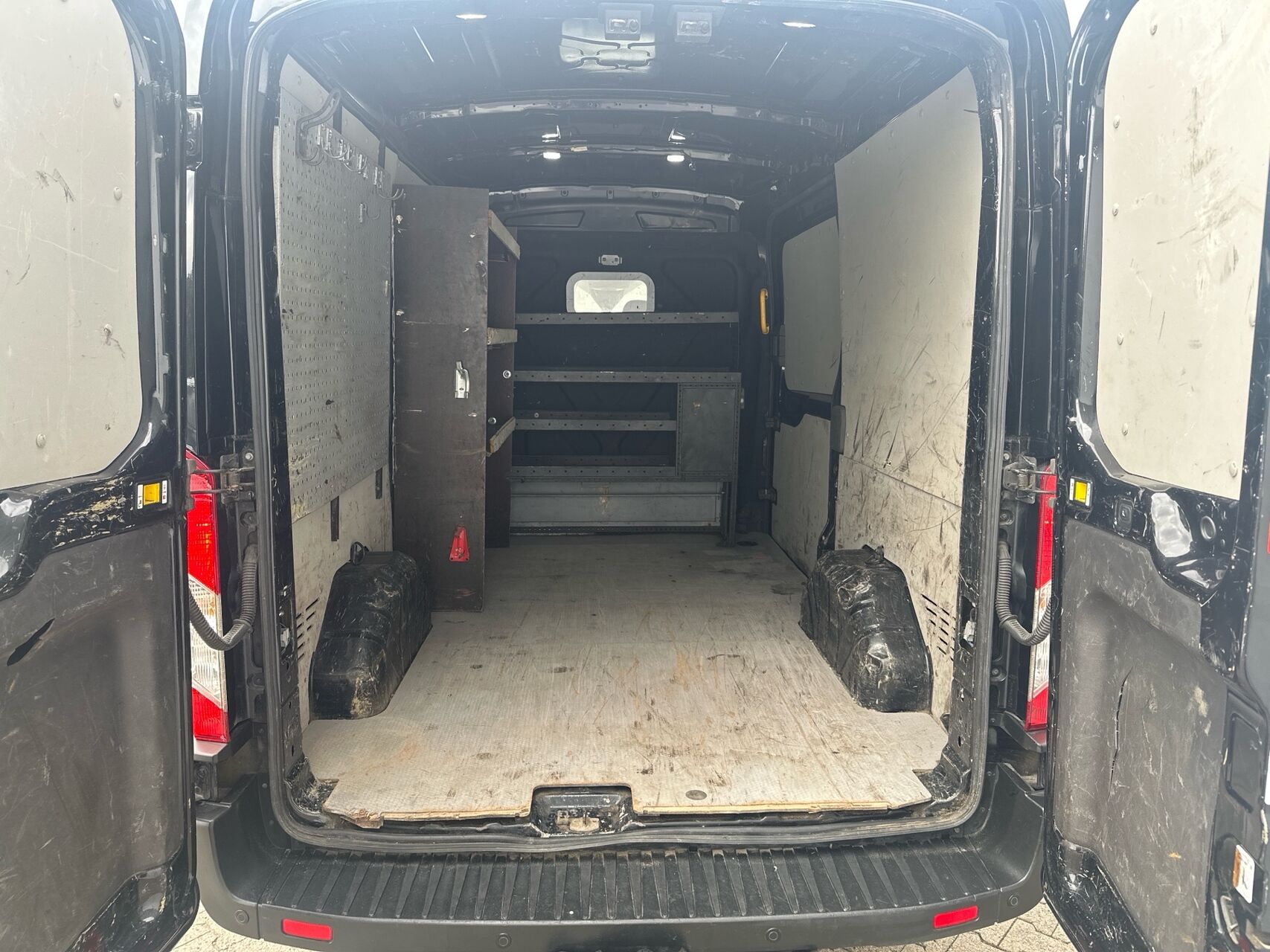 Billede af Ford Transit 350 L2H2 2,0 TDCi Trend 185HK Van 6g