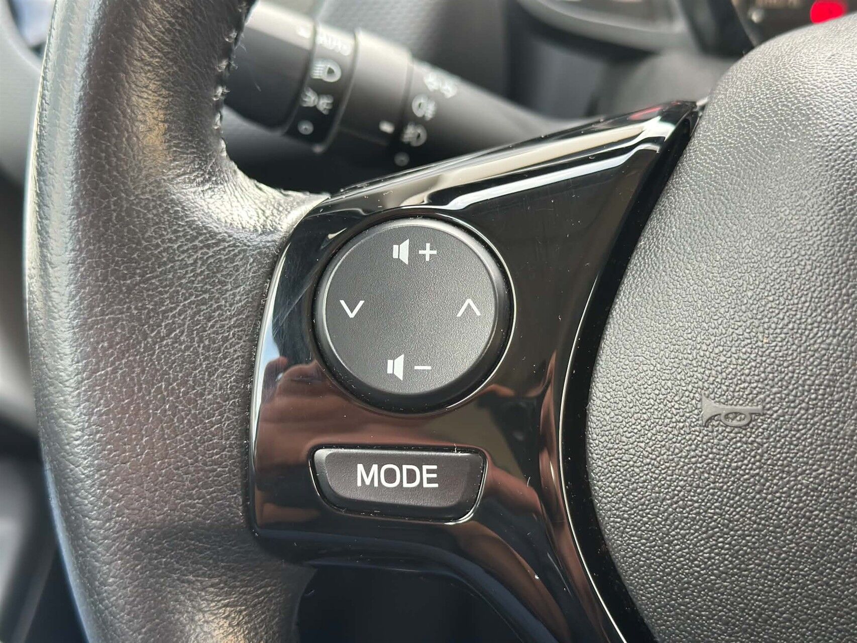 Billede af Peugeot 108 1,0 e-Vti Allure+ 72HK 5d