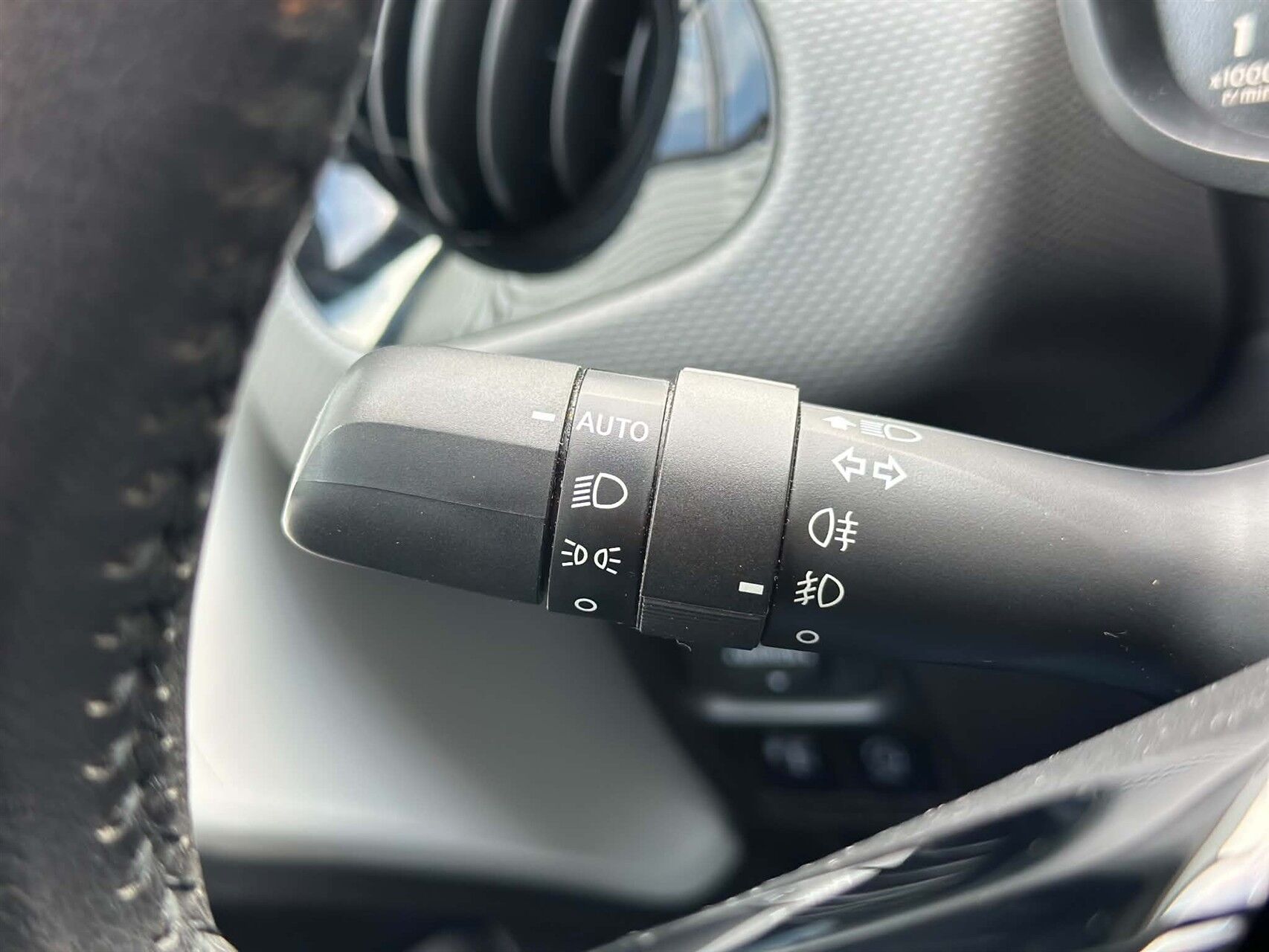 Billede af Peugeot 108 1,0 e-Vti Allure+ 72HK 5d