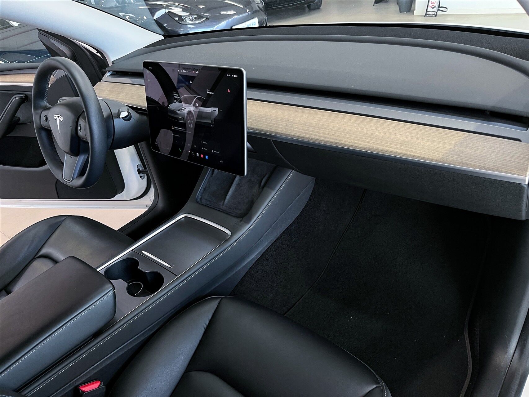 Billede af Tesla Model Y EL RWD 299HK 5d Aut.
