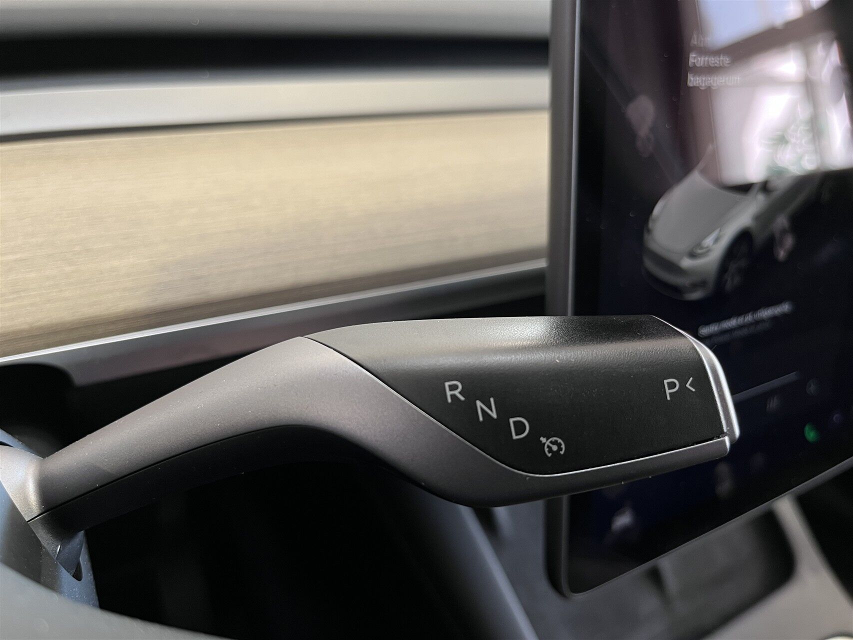 Billede af Tesla Model Y EL RWD 299HK 5d Aut.