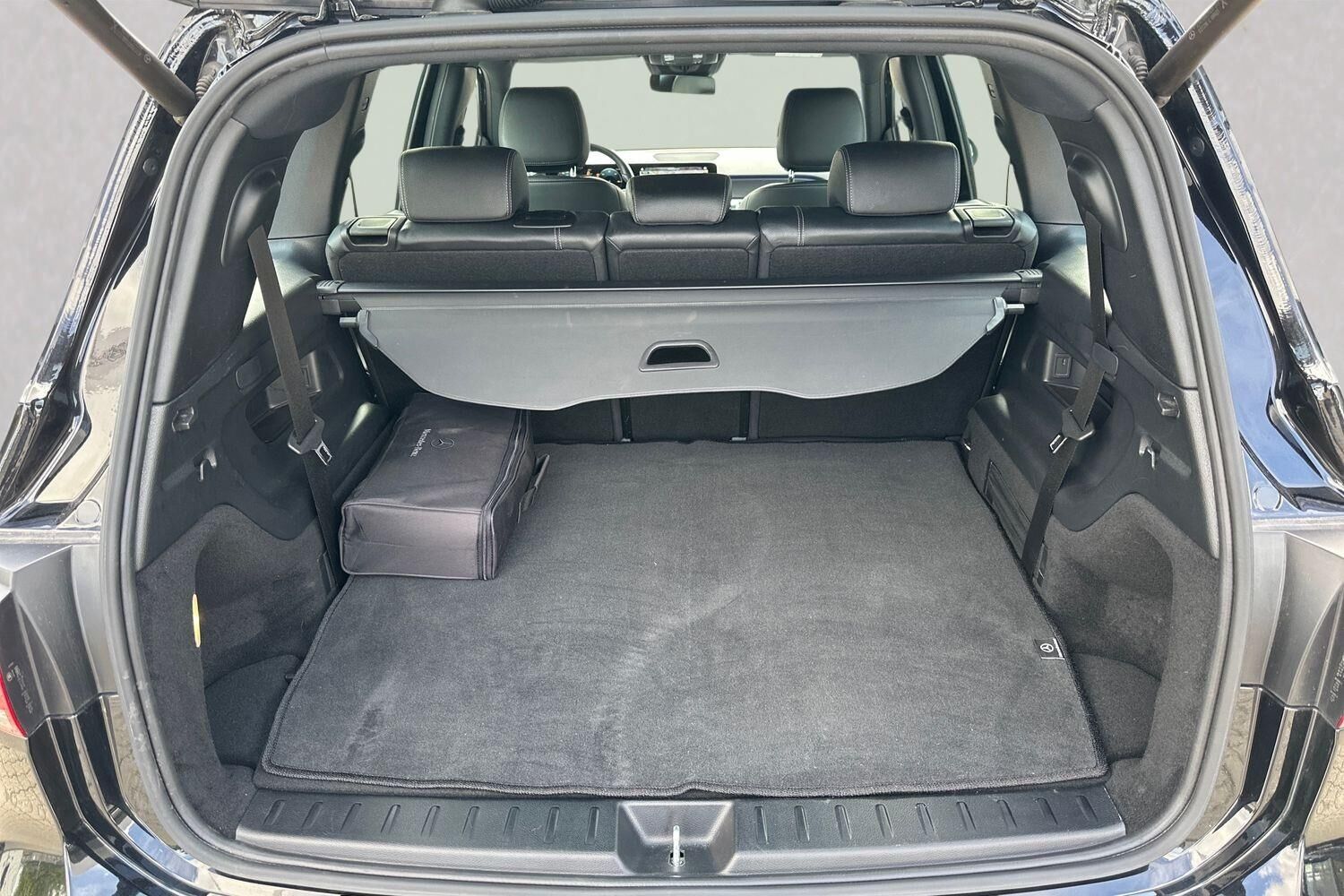 Billede af Mercedes-Benz EQB 300 EL Progressive 7 pers. 4Matic 228HK 5d Aut.