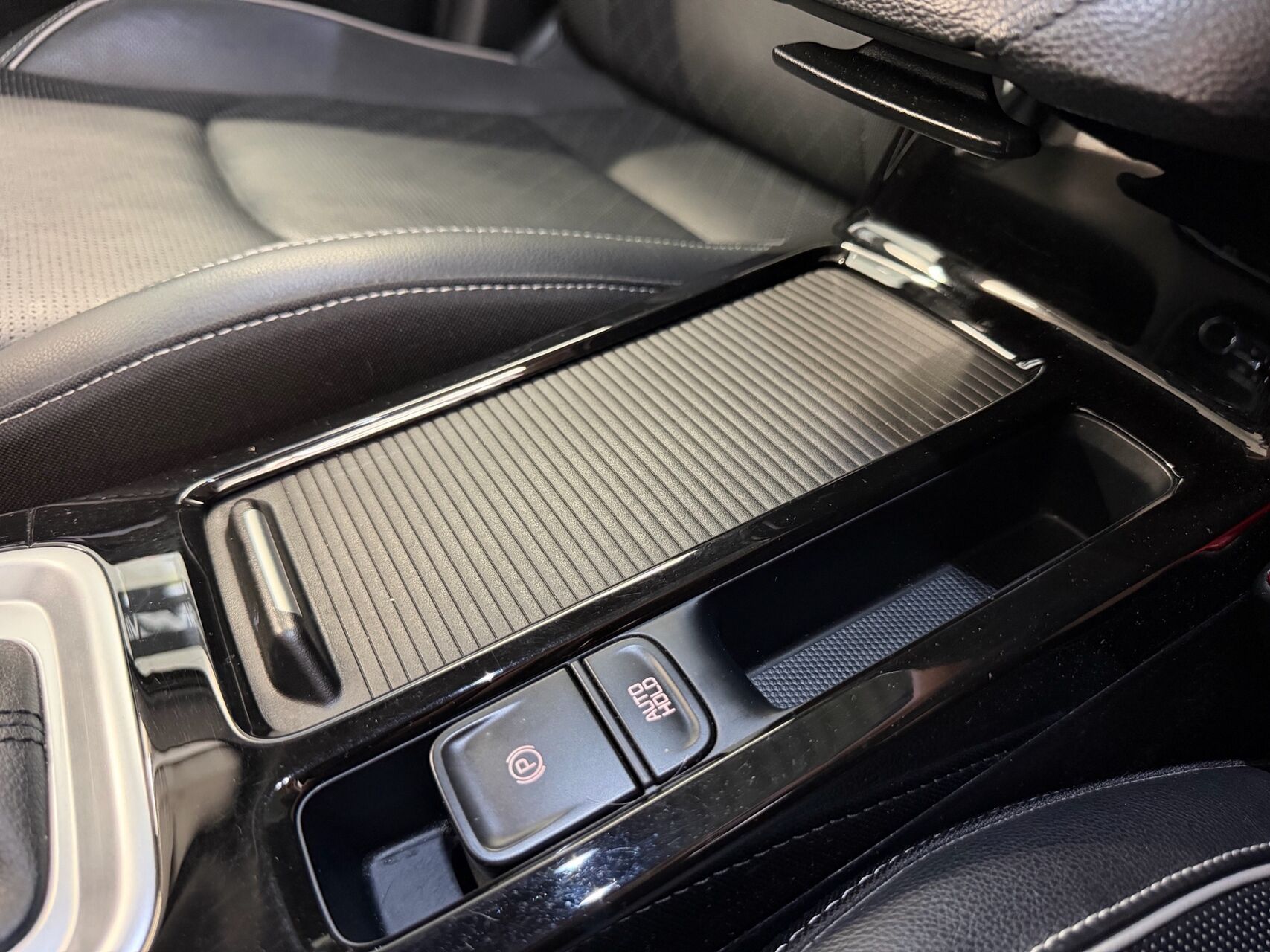 Billede af Kia XCeed 1,6 GDI  Plugin-hybrid Comfort m/Edition DCT 141HK 5d 6g Aut.