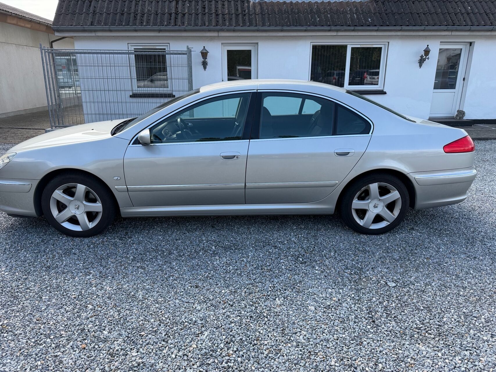 Billede af Peugeot 607 2,2 i 16V 160HK