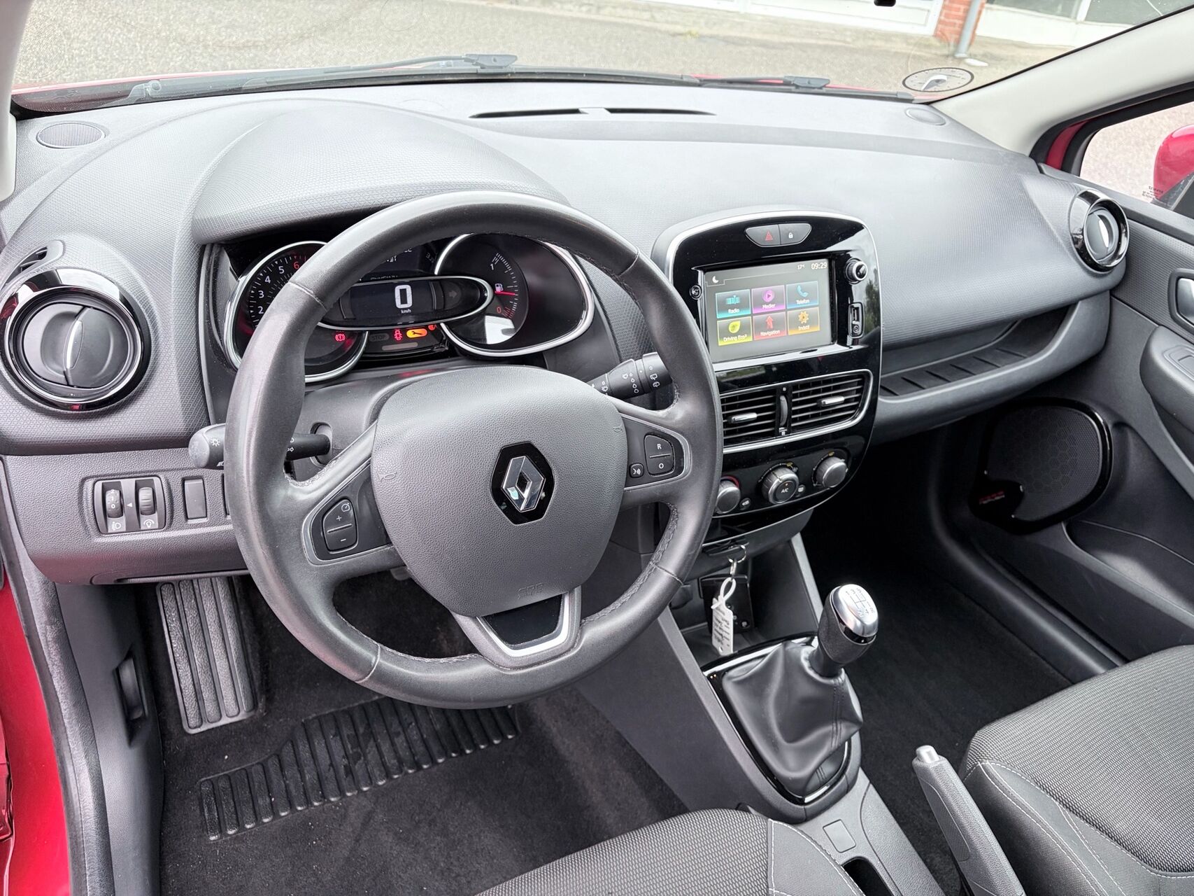 Billede af Renault Clio Sport Tourer 0,9 Energy TCe Life 90HK Stc