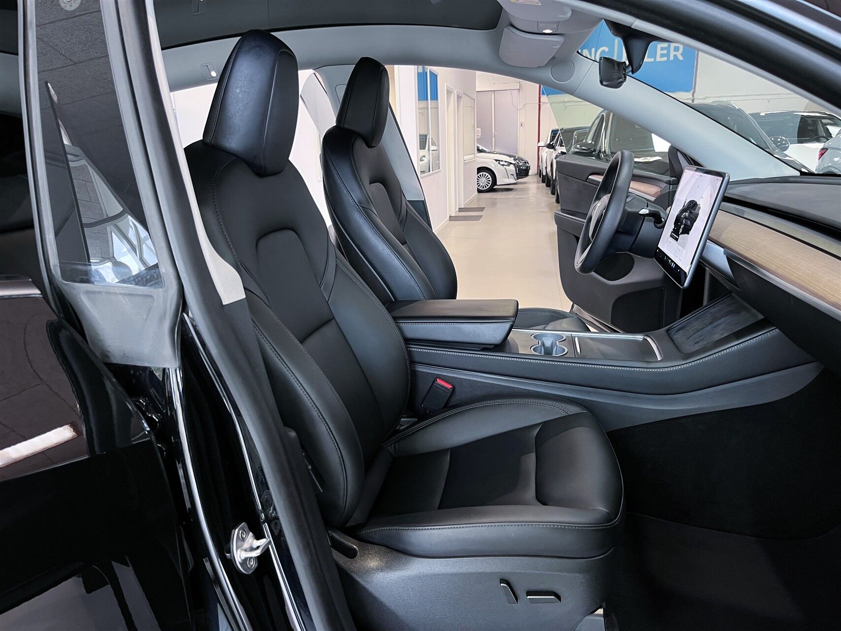Billede af Tesla Model Y EL Long Range AWD 514HK 5d Aut.