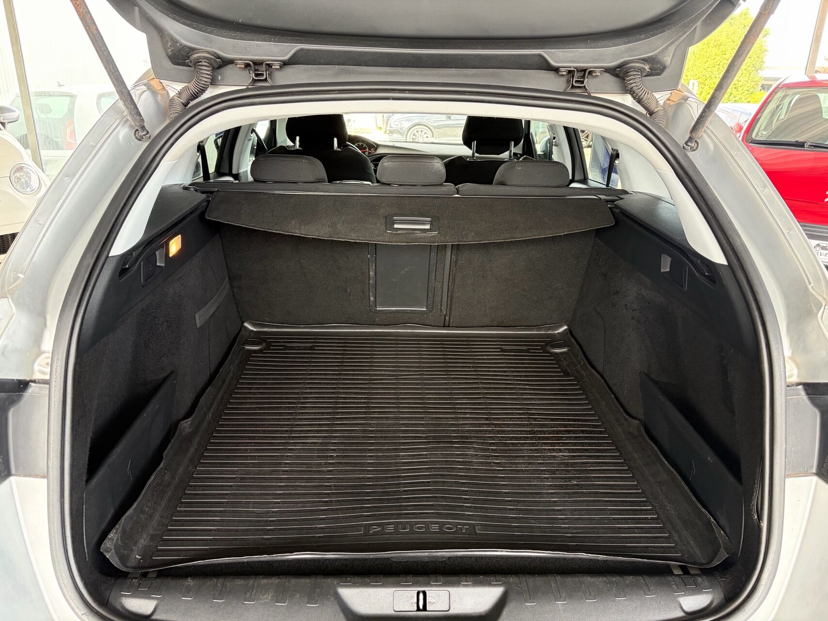Billede af Peugeot 308 SW 1,6 Blue e-HDI Allure 120HK Stc 6g