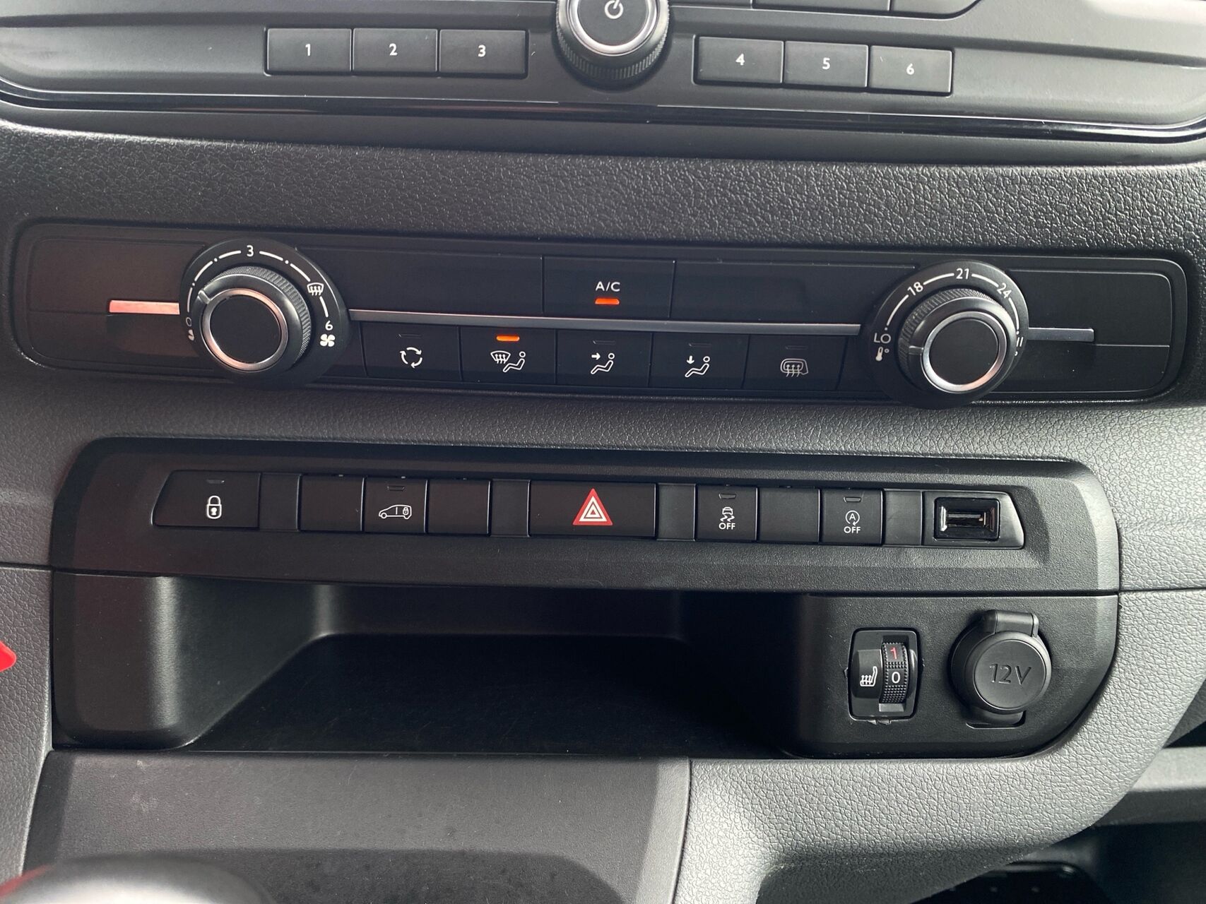 Billede af Toyota Proace Long 2,0 D Comfort Dobb. skydedør, bagdør u/ruder 120HK Van 6g