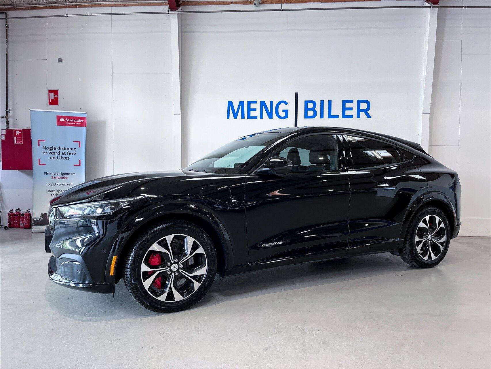 Billede af Ford Mustang Mach-E EL Extended Range Premium AWD 371HK 5d Aut. 