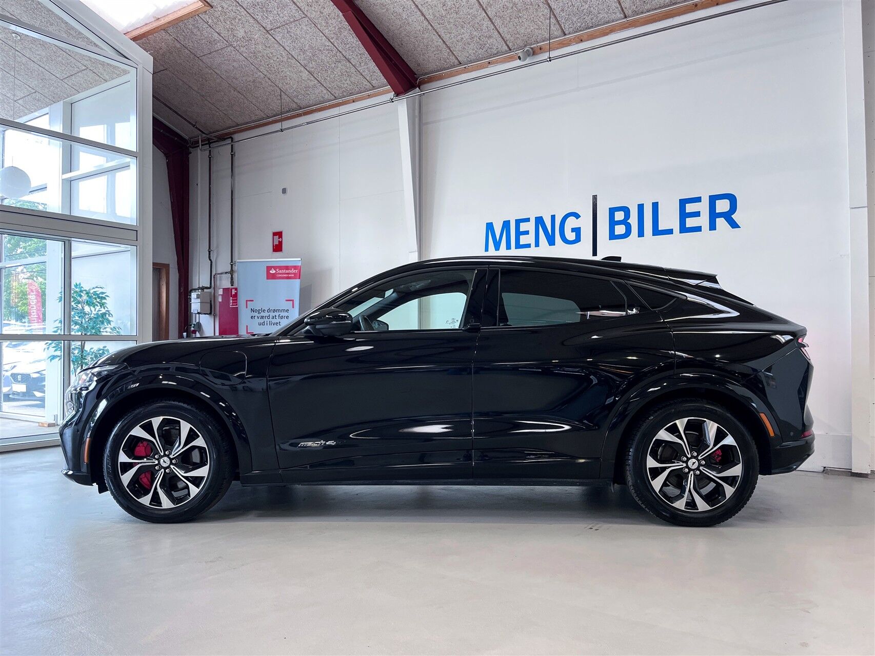 Billede af Ford Mustang Mach-E EL Extended Range Premium AWD 371HK 5d Aut. 