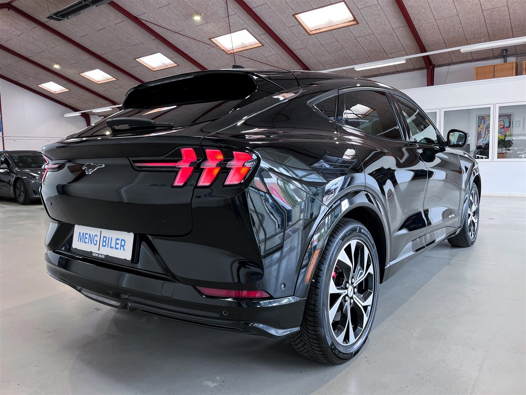 Billede af Ford Mustang Mach-E EL Extended Range Premium AWD 371HK 5d Aut. 