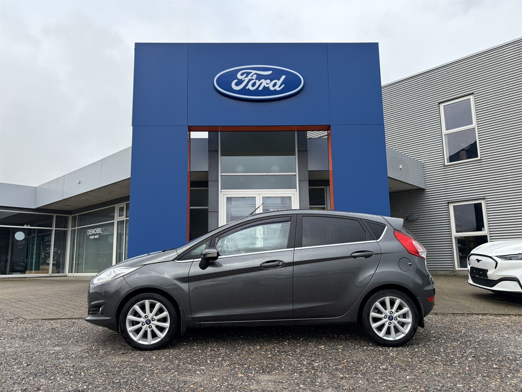 Billede af Ford Fiesta 1,0 EcoBoost Titanium Fun Start/Stop 100HK 5d