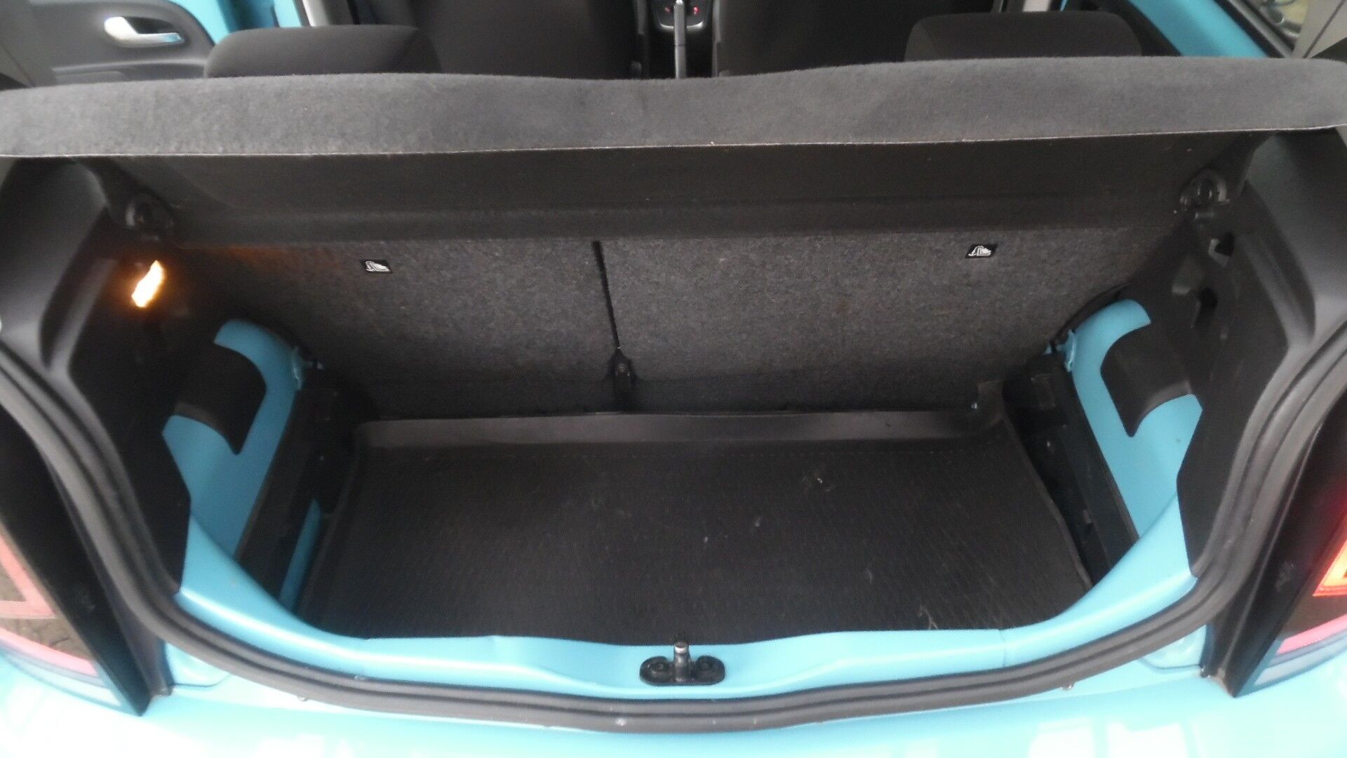 Billede af VW up 1,0 MPI BMT Move ASG 60HK 5d Aut.