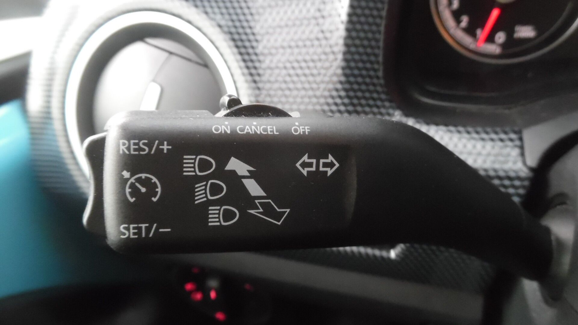 Billede af VW up 1,0 MPI BMT Move ASG 60HK 5d Aut.