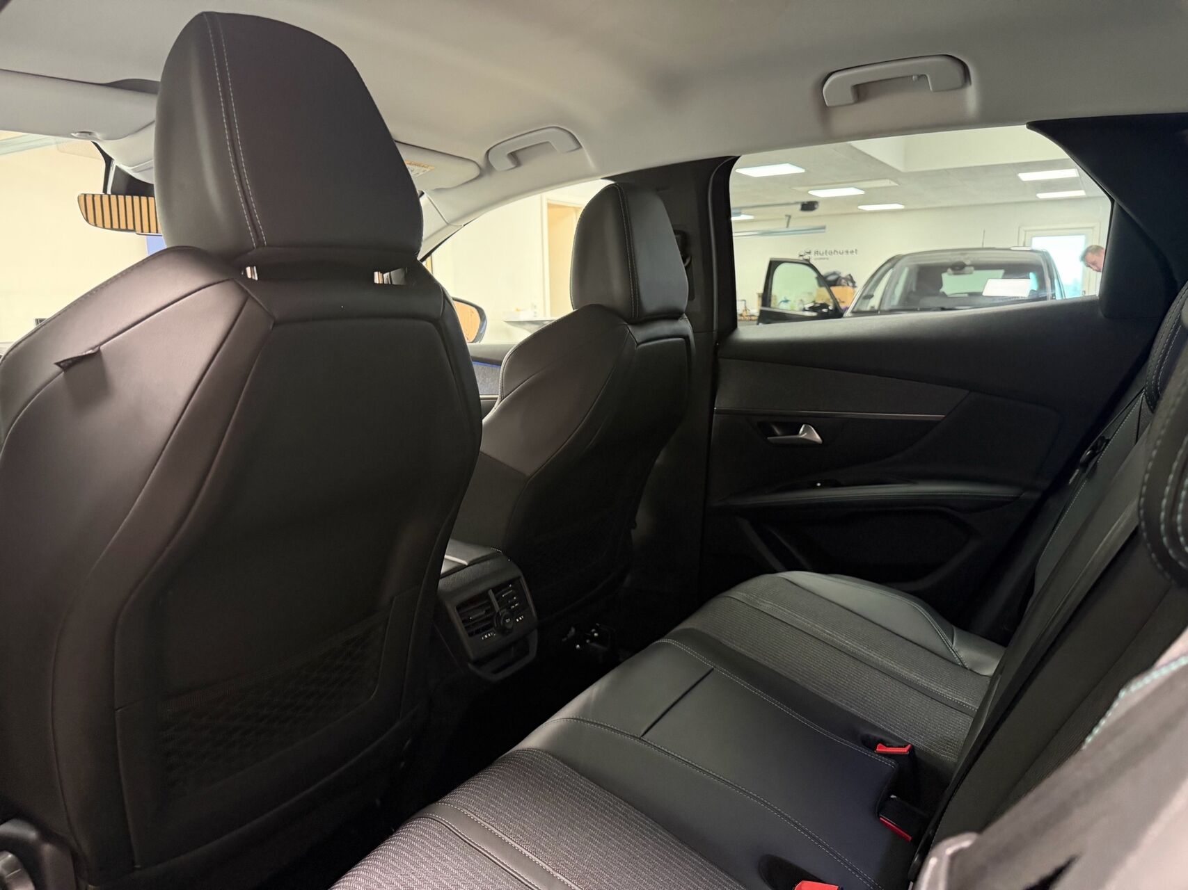 Billede af Peugeot 3008 1,6 PureTech  Plugin-hybrid Allure Pack EAT8 225HK 5d 8g Aut.