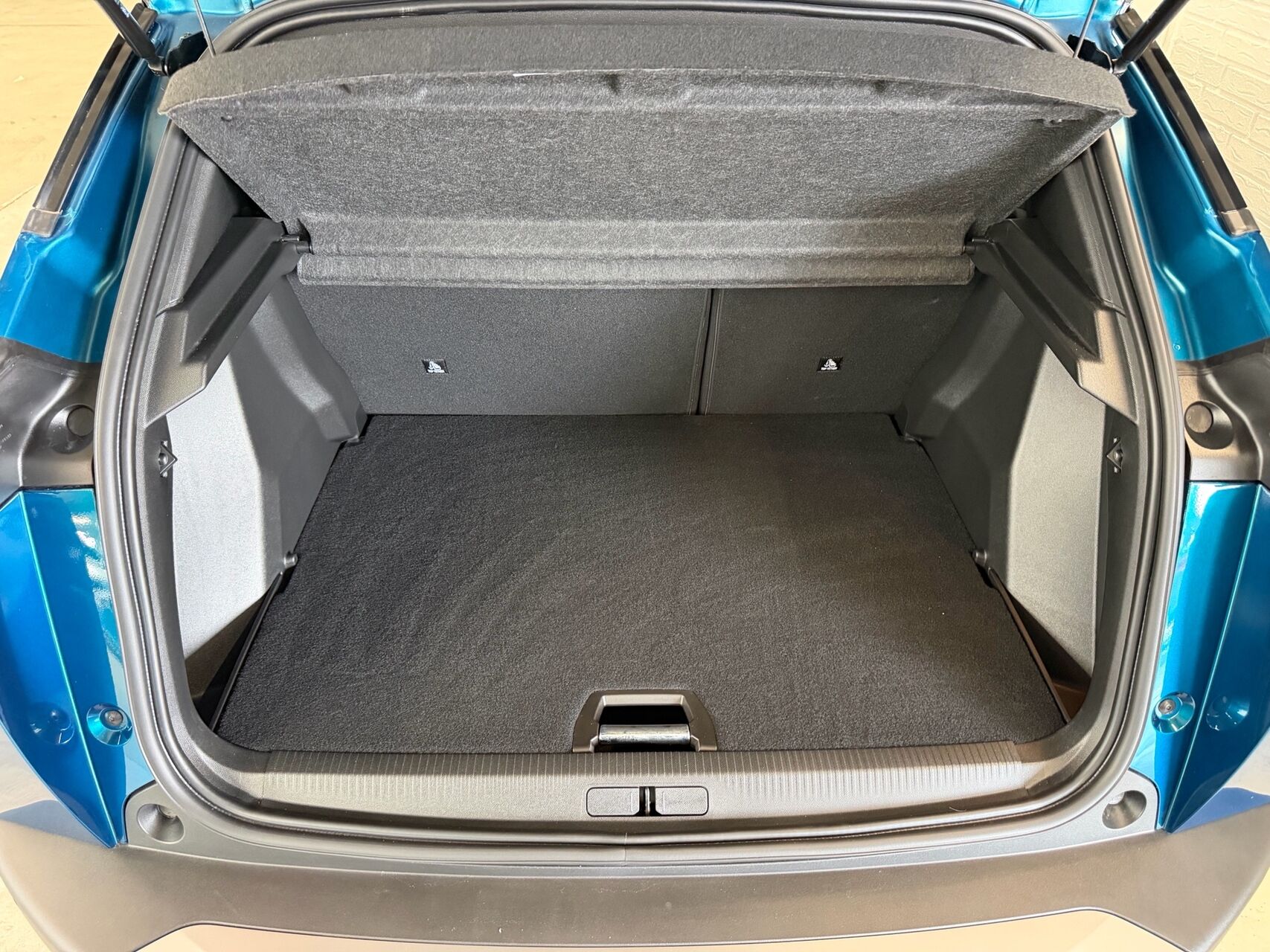 Billede af Peugeot e-2008 EL GT Sky 156HK 5d Aut.