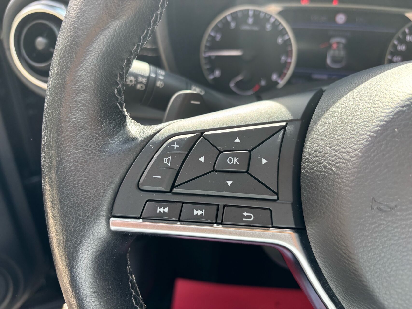 Billede af Nissan Juke 1,0 Dig-T N-Connecta DCT 114HK 5d 7g Aut.