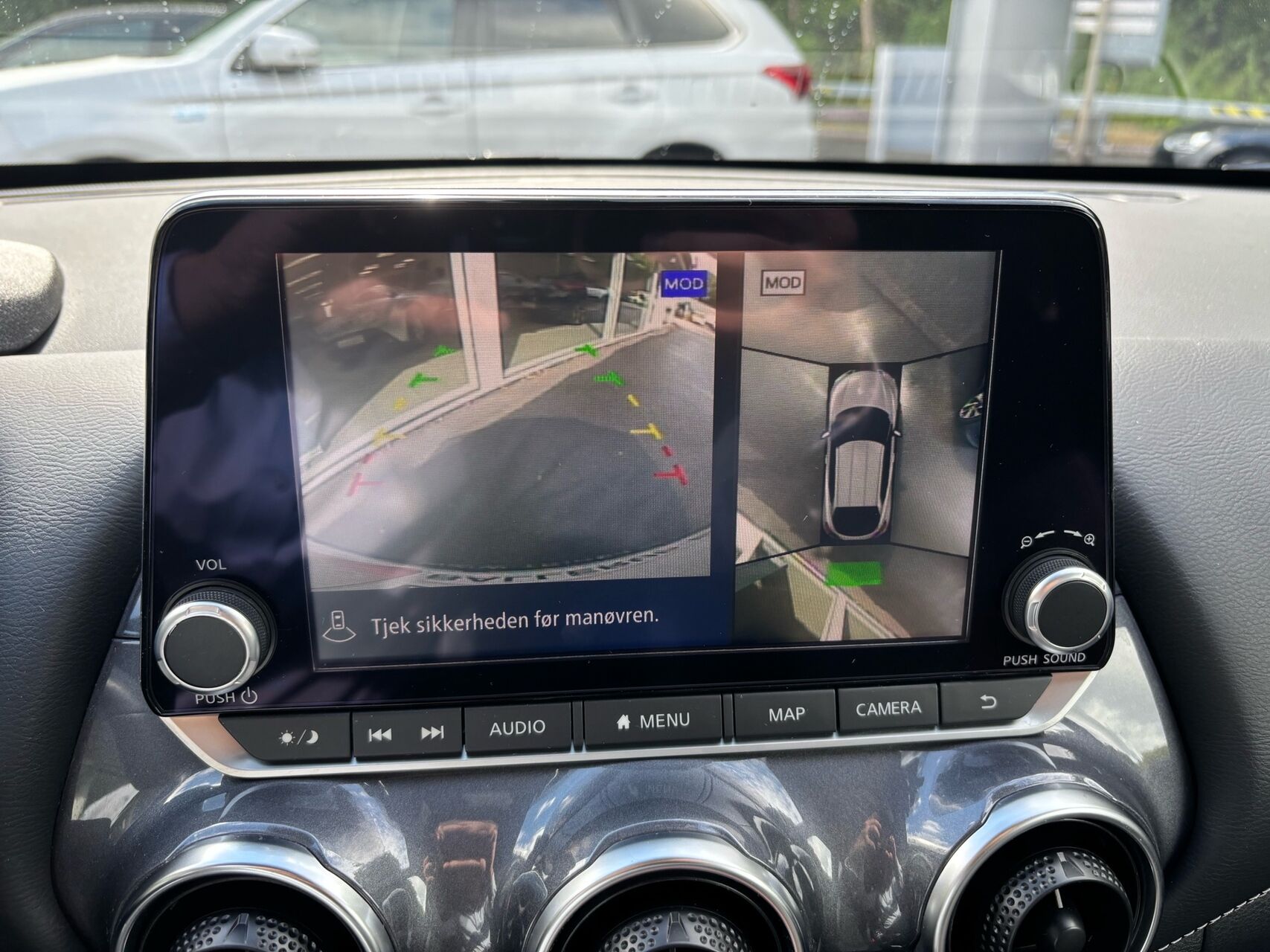 Billede af Nissan Juke 1,0 Dig-T N-Connecta DCT 114HK 5d 7g Aut.