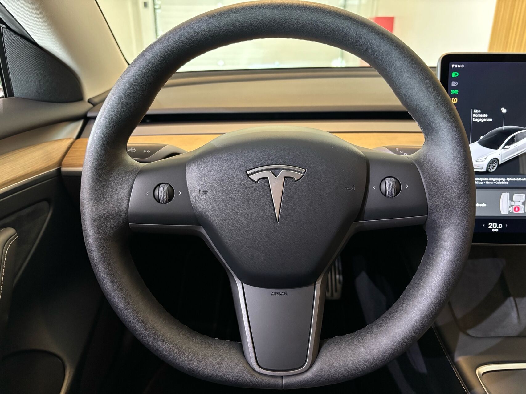 Billede af Tesla Model 3 EL Standard Range Plus 325HK Aut.