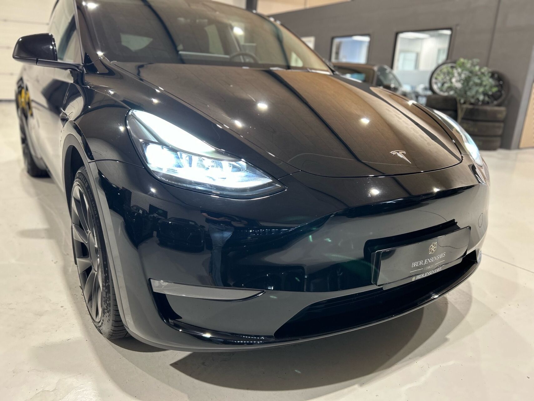 Billede af Tesla Model Y EL Long Range AWD 514HK 5d Aut.