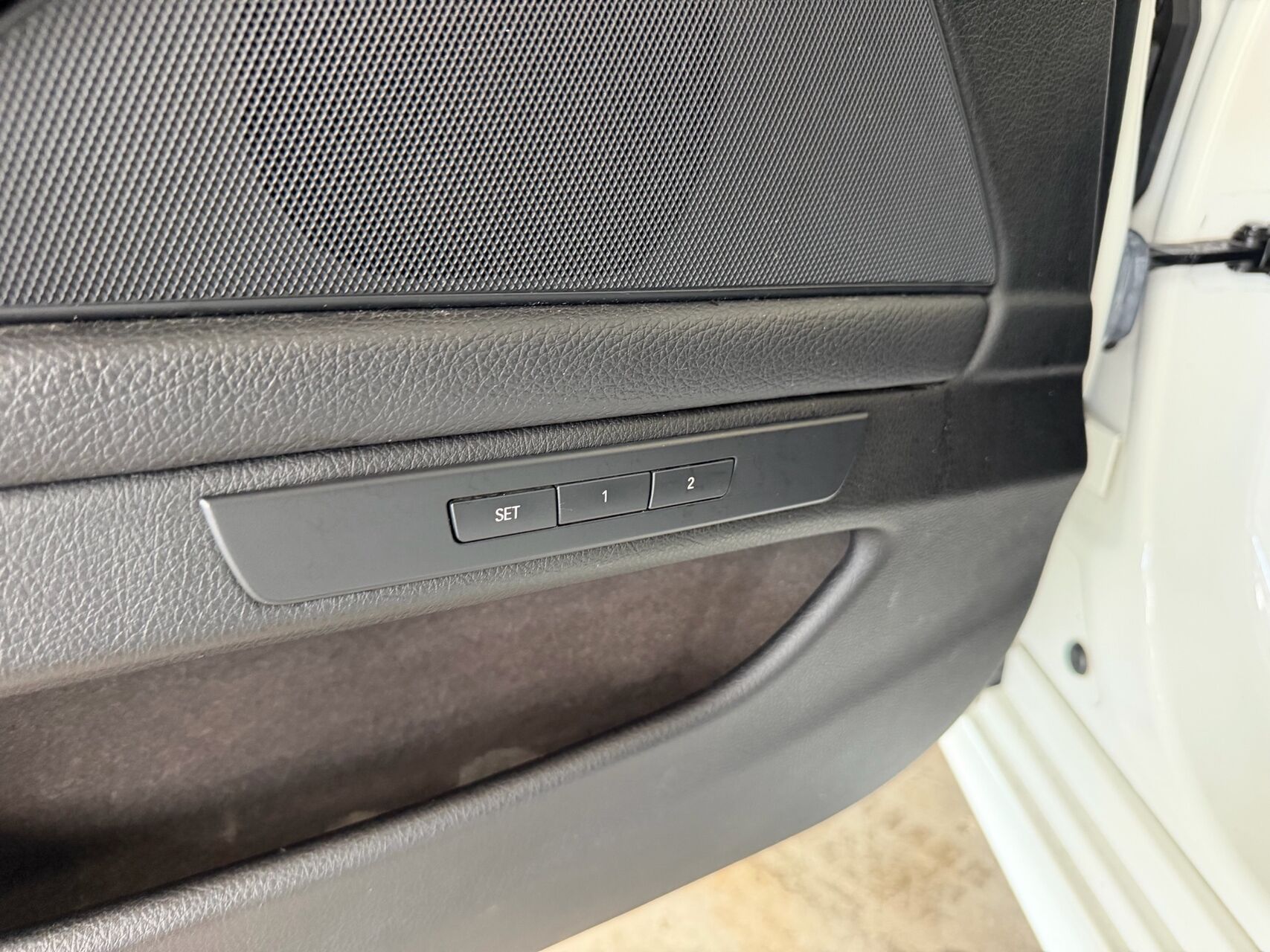 Billede af BMW M550d Touring 3,0 D 4x4 381HK Stc 8g Aut.