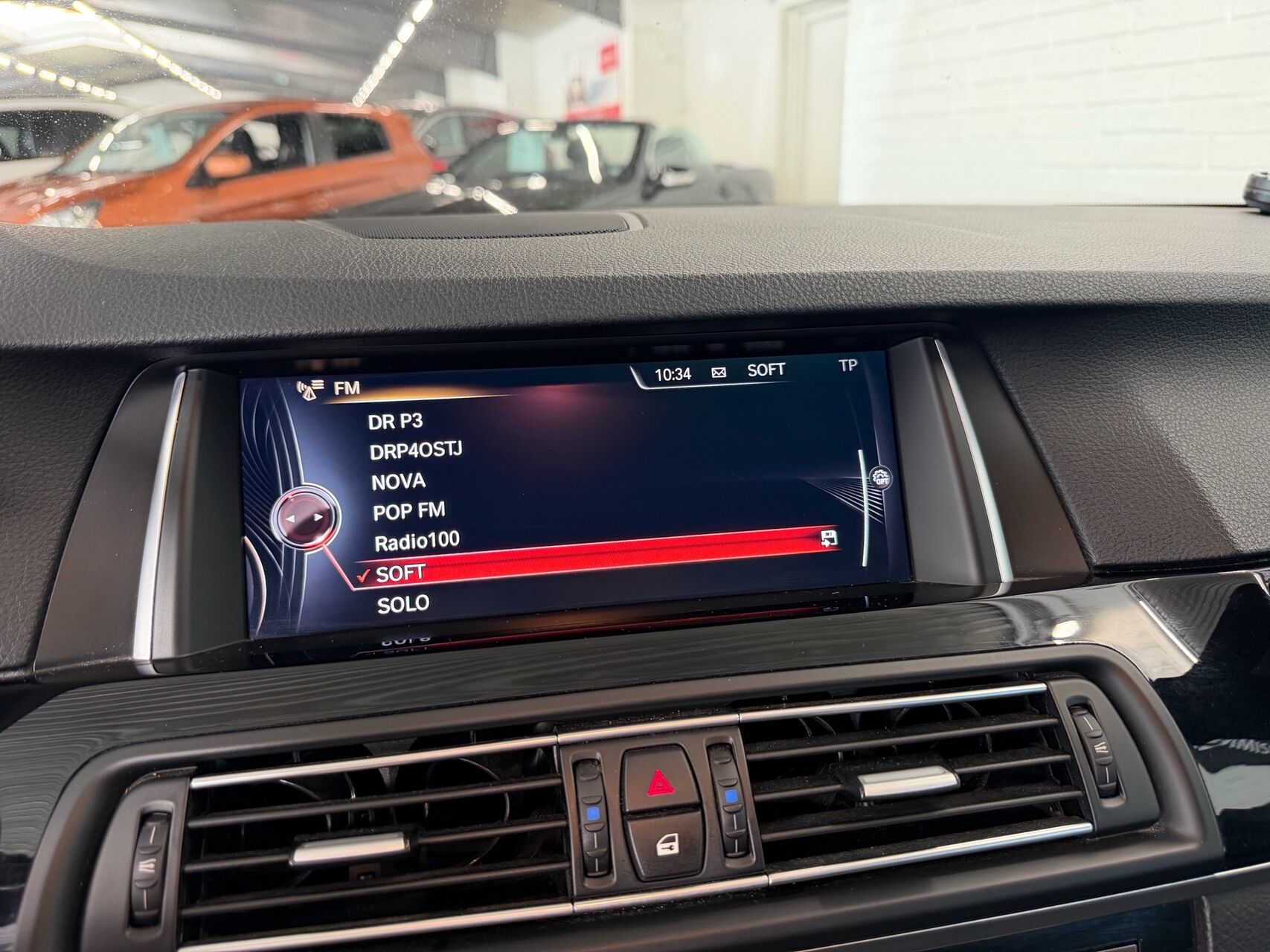 Billede af BMW M550d Touring 3,0 D 4x4 381HK Stc 8g Aut.