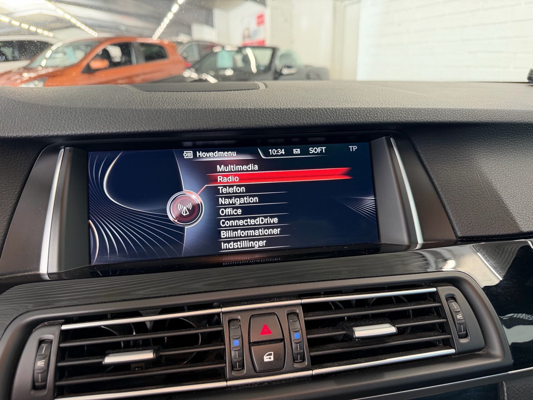 Billede af BMW M550d Touring 3,0 D 4x4 381HK Stc 8g Aut.