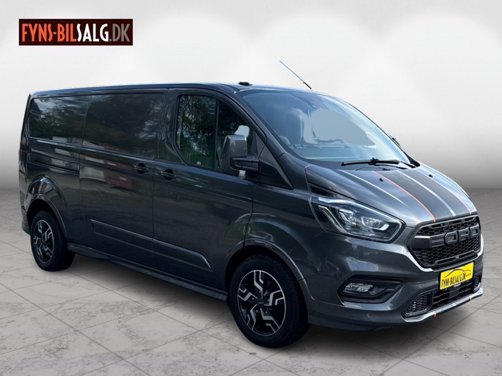 Billede af Ford Transit Custom 320 L2H1 2,0 TDCi Sport 185HK Van 6g Aut.