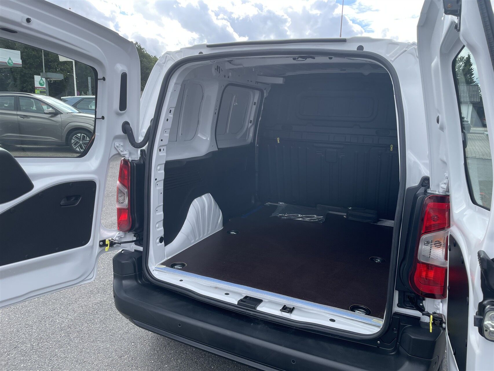 Billede af Opel Combo-e L1 EL 136HK Van Aut.