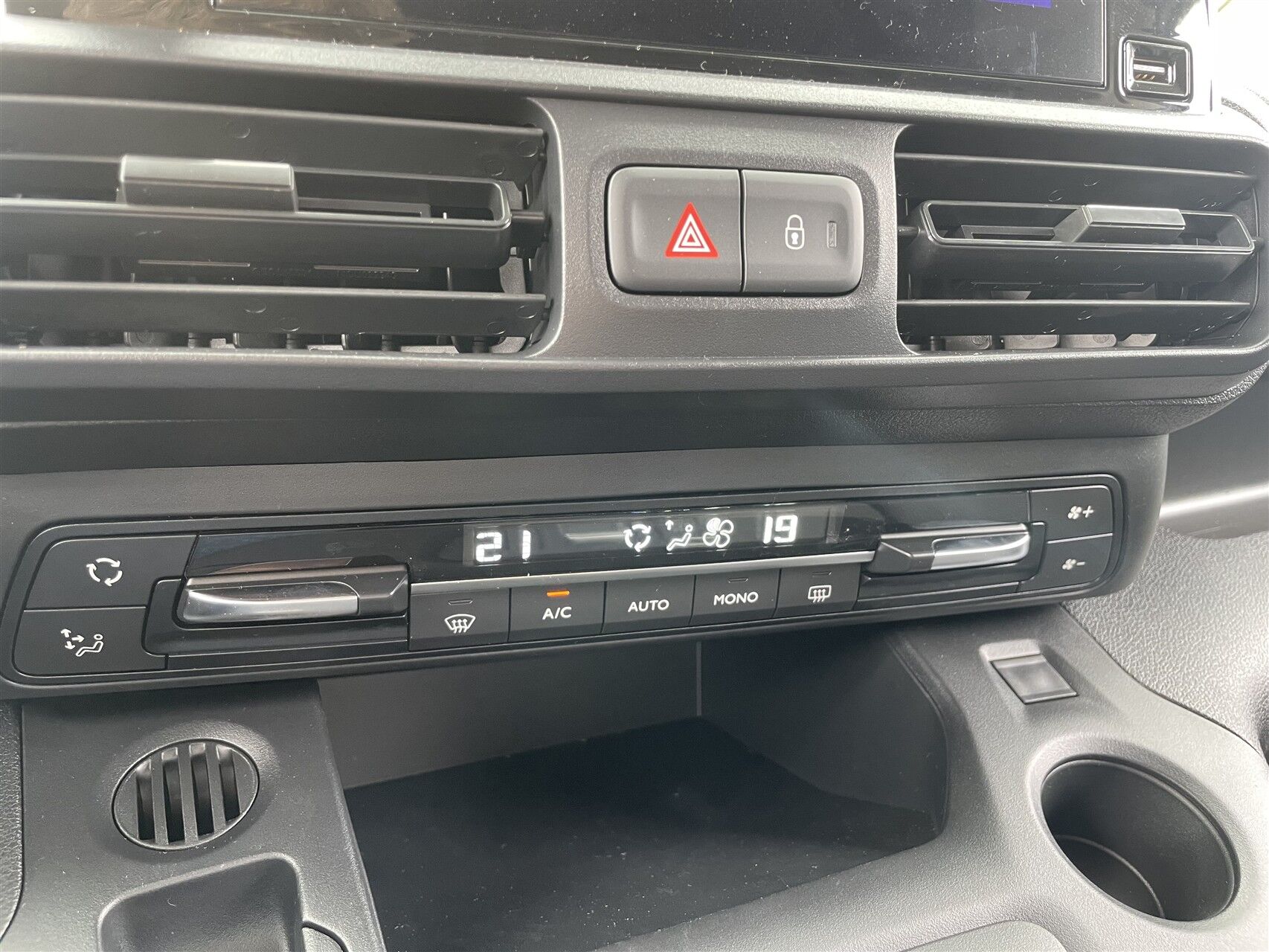 Billede af Opel Combo-e L1 EL 136HK Van Aut.