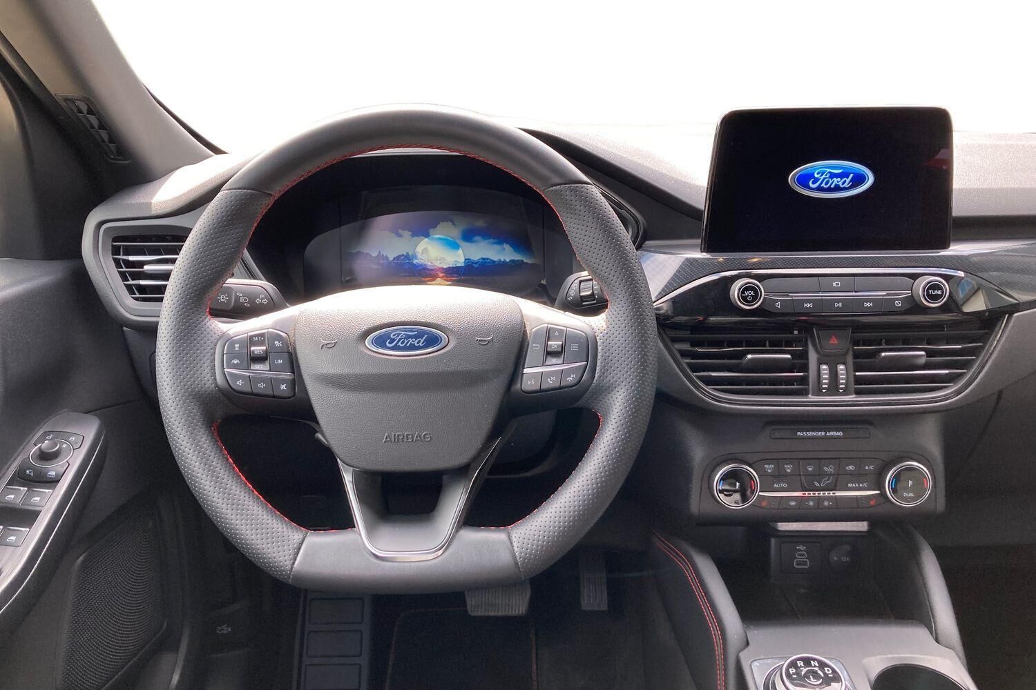 Billede af Ford Kuga 2,5 Plugin-hybrid ST-Line X CVT 225HK 5d Trinl. Gear