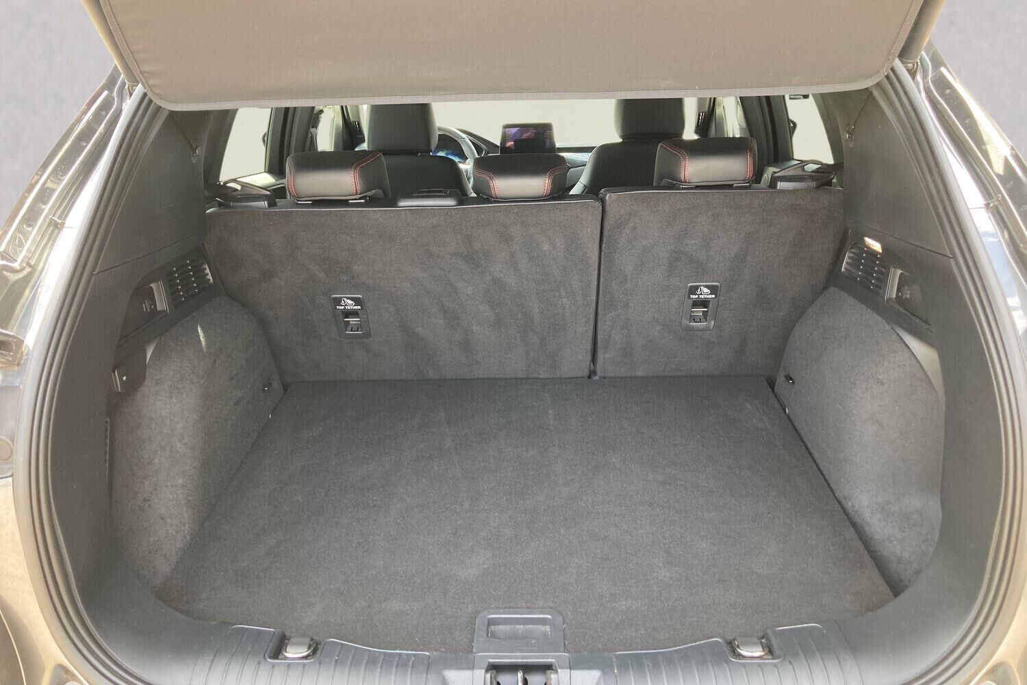 Billede af Ford Kuga 2,5 Plugin-hybrid ST-Line X CVT 225HK 5d Trinl. Gear