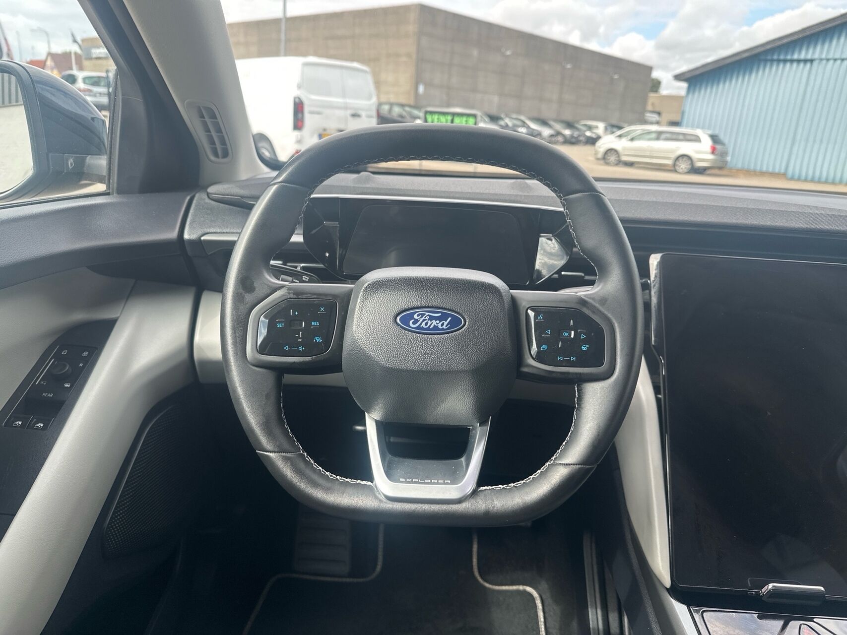 Billede af Ford Explorer EL UR Select RWD 286HK 5d Aut.