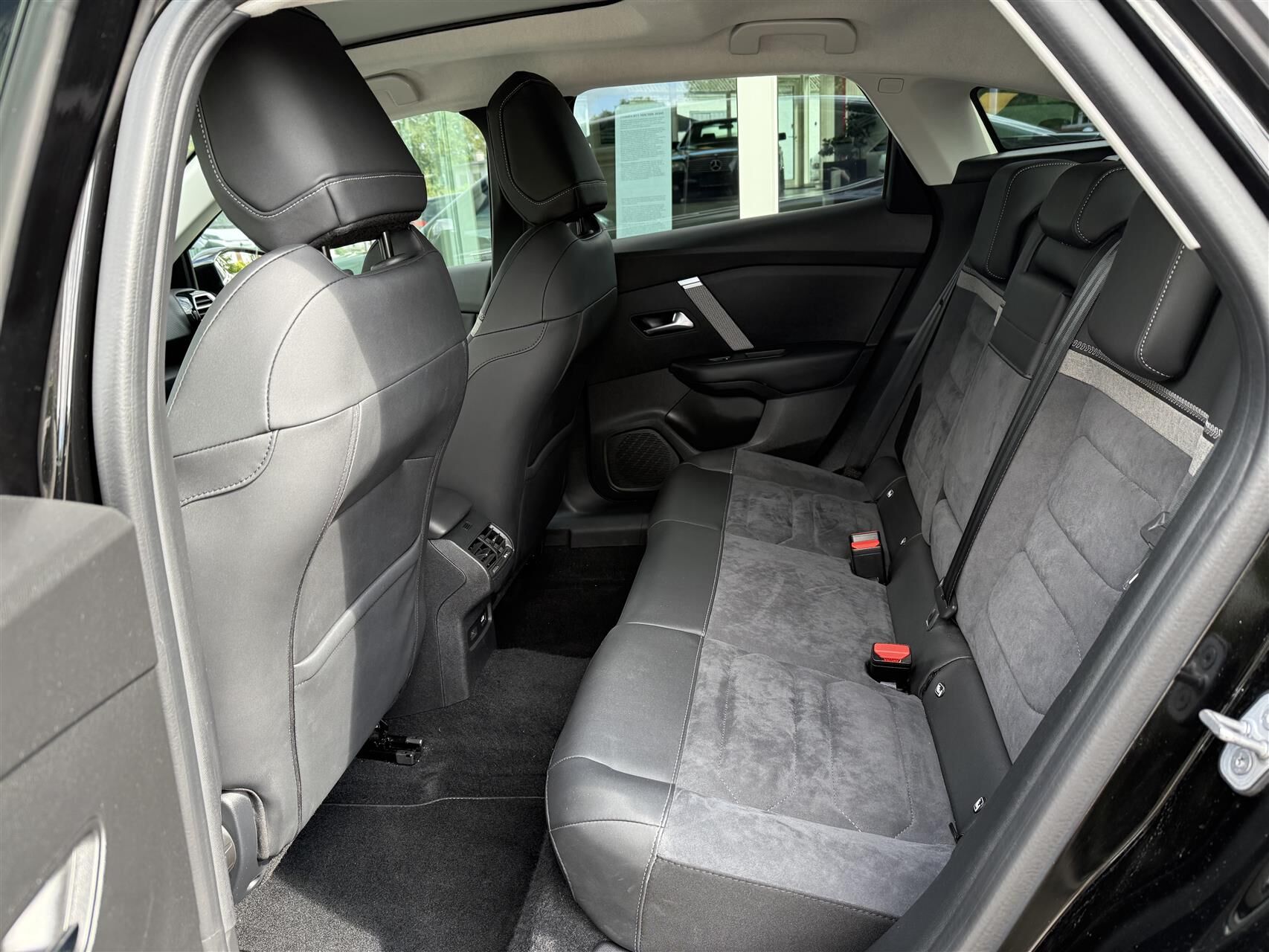 Billede af Citroën C4 1,2 PureTech Chevron Sport+ EAT8 130HK 5d 8g Aut.