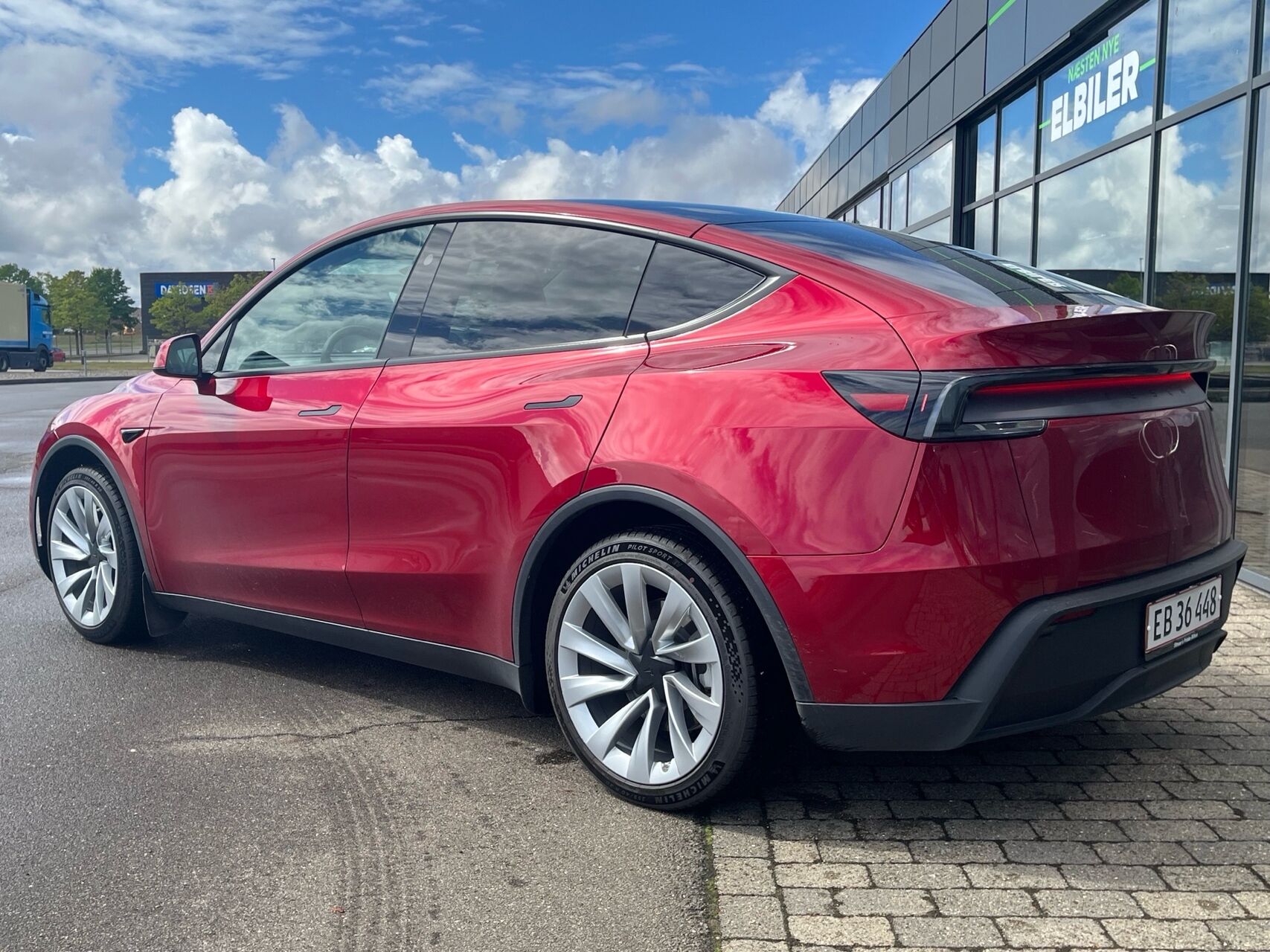 Billede af Tesla Model Y EL Long Range RWD 347HK 5d Aut.