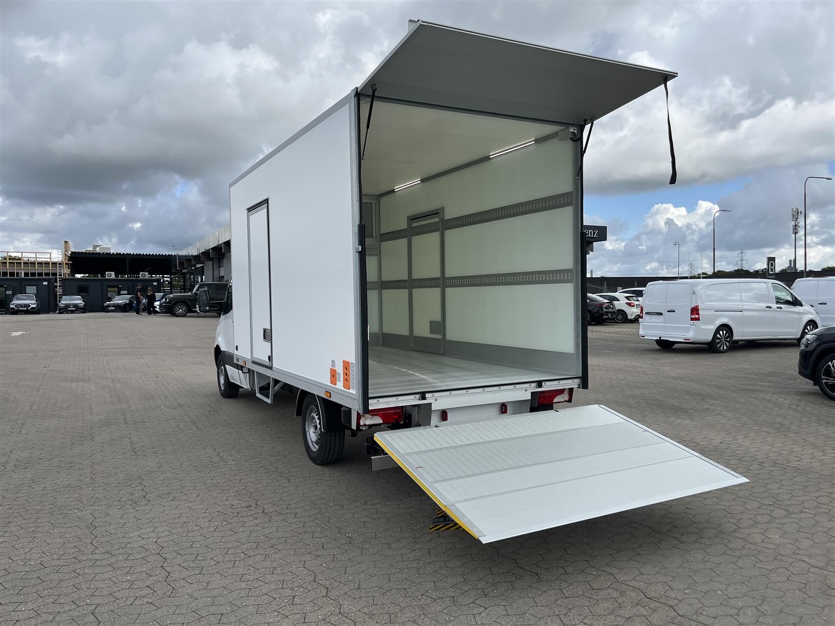 Billede af Mercedes-Benz Sprinter 317 2,0 CDI A3 Pro 9G-Tronic 170HK Ladv./Chas. 9g Aut.