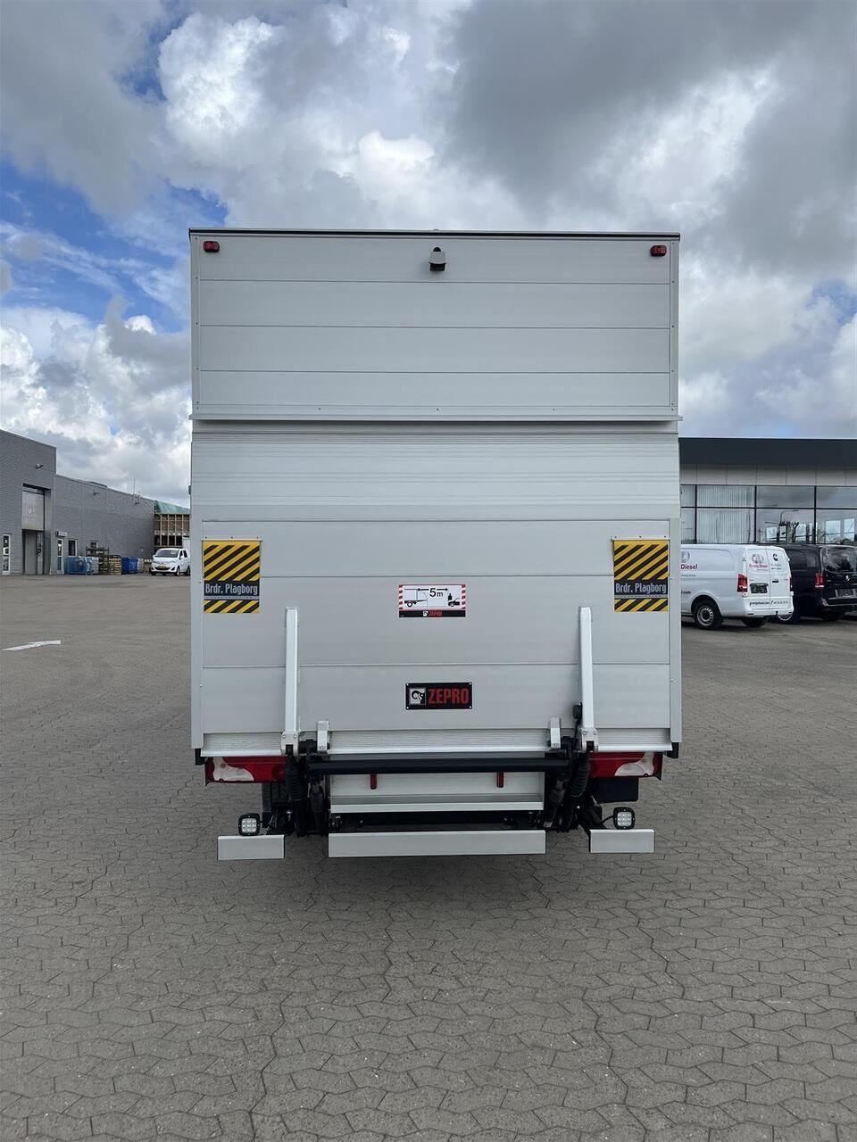 Billede af Mercedes-Benz Sprinter 317 2,0 CDI A3 Pro 9G-Tronic 170HK Ladv./Chas. 9g Aut.