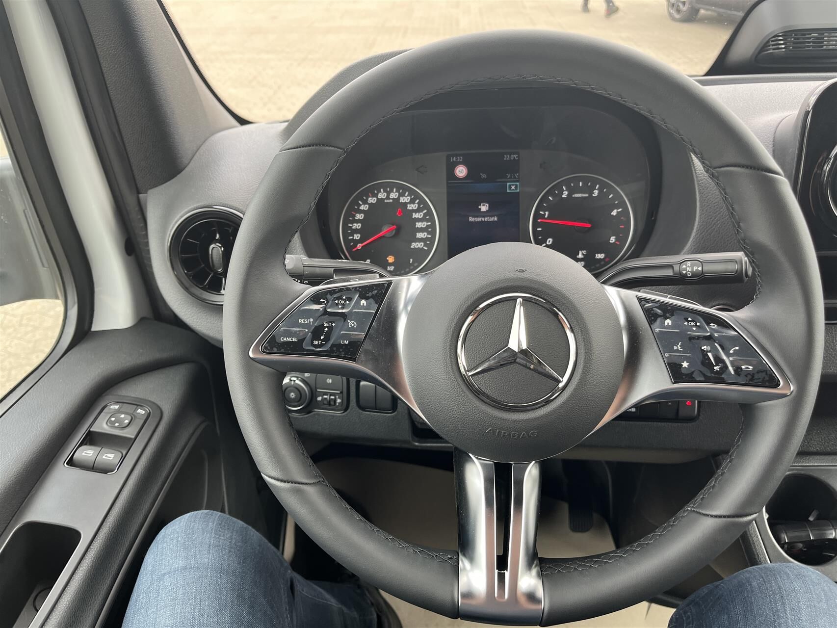 Billede af Mercedes-Benz Sprinter 317 2,0 CDI A3 Pro 9G-Tronic 170HK Ladv./Chas. 9g Aut.