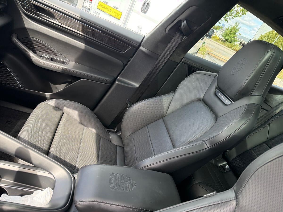 Billede af Porsche Macan Turbo EL 4WD 639HK 5d Aut.