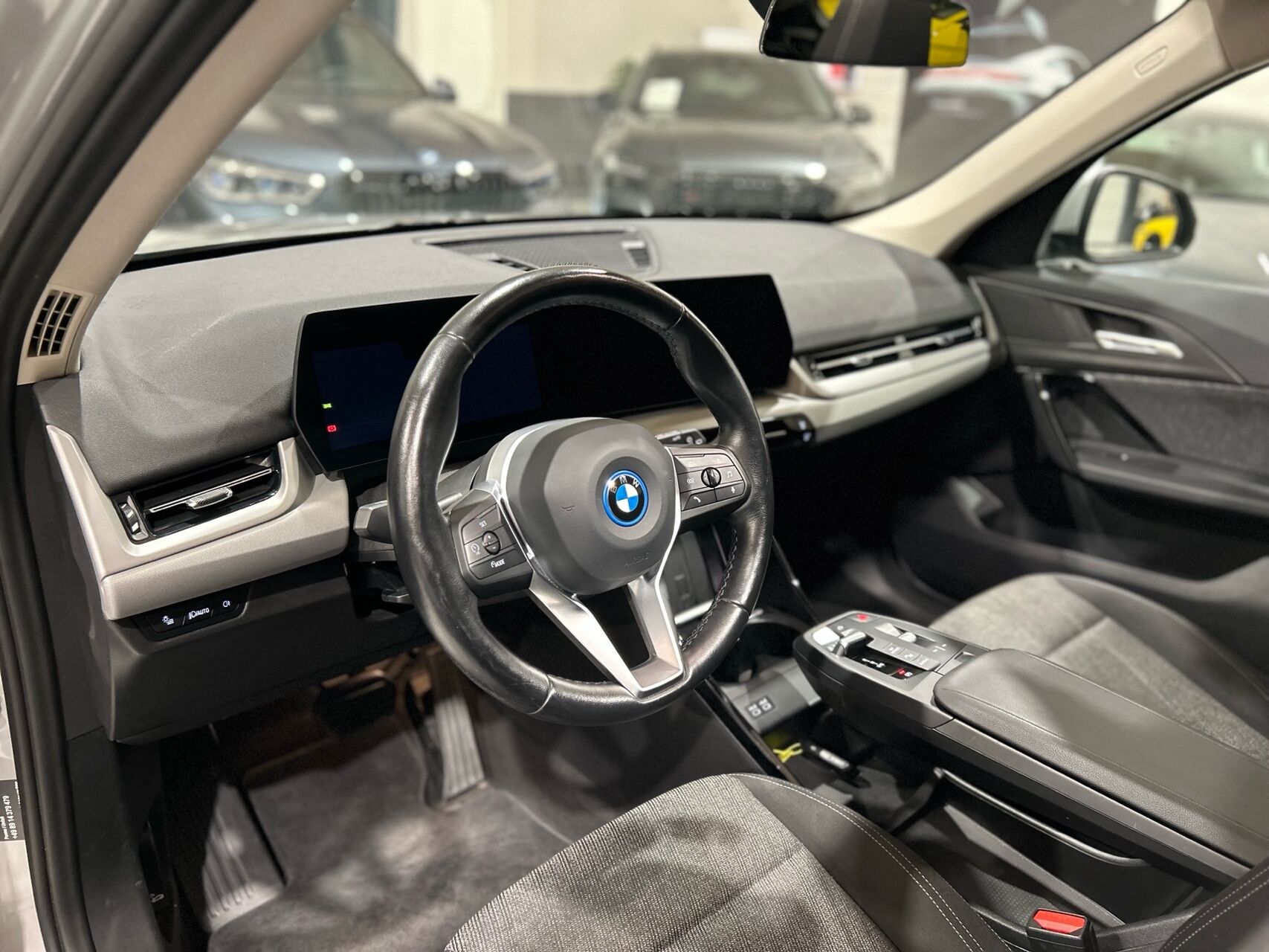 Billede af BMW iX1 xDrive30 EL 4x4 313HK 5d Aut.
