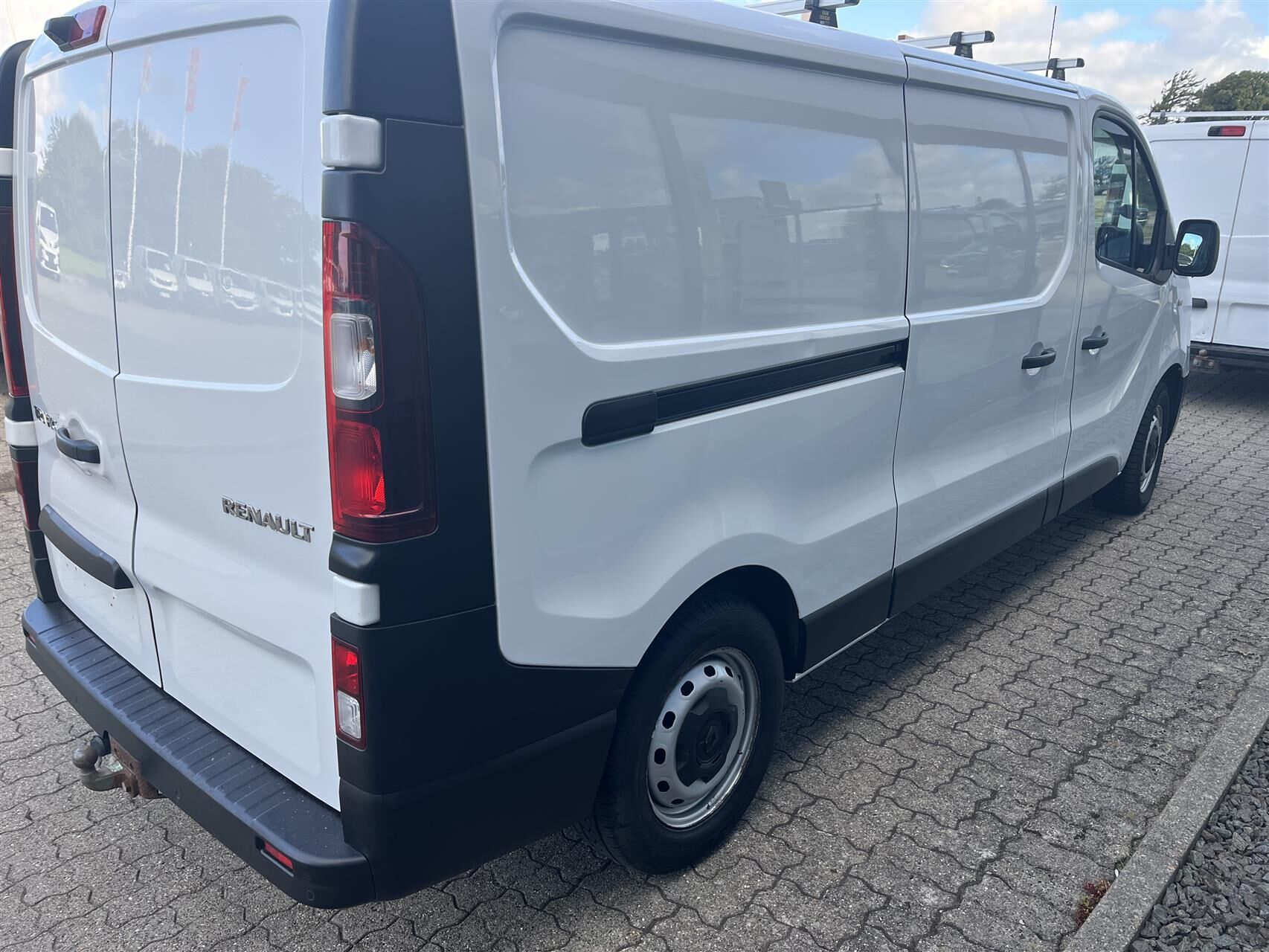 Billede af Renault Trafic T29 L2H1 2,0 DCI 120HK Van 6g