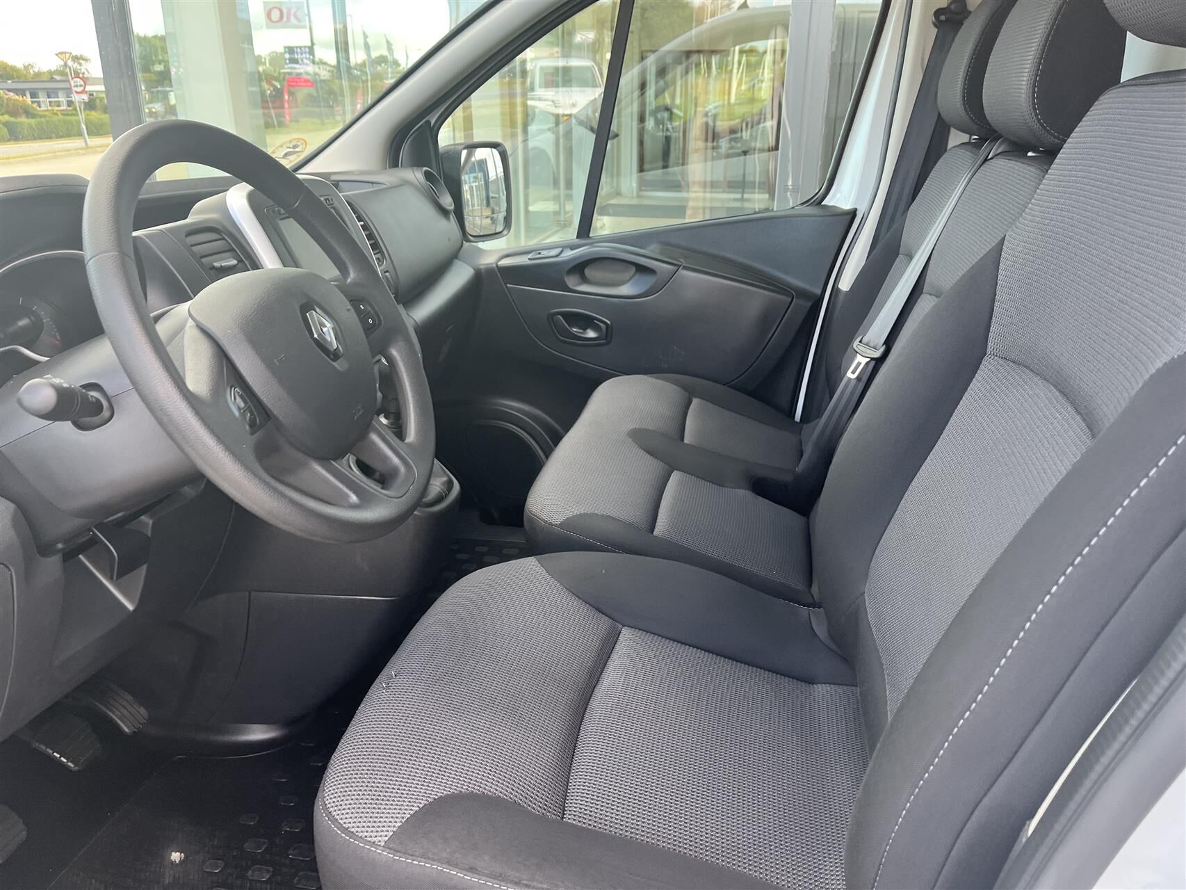 Billede af Renault Trafic T29 L2H1 2,0 DCI 120HK Van 6g