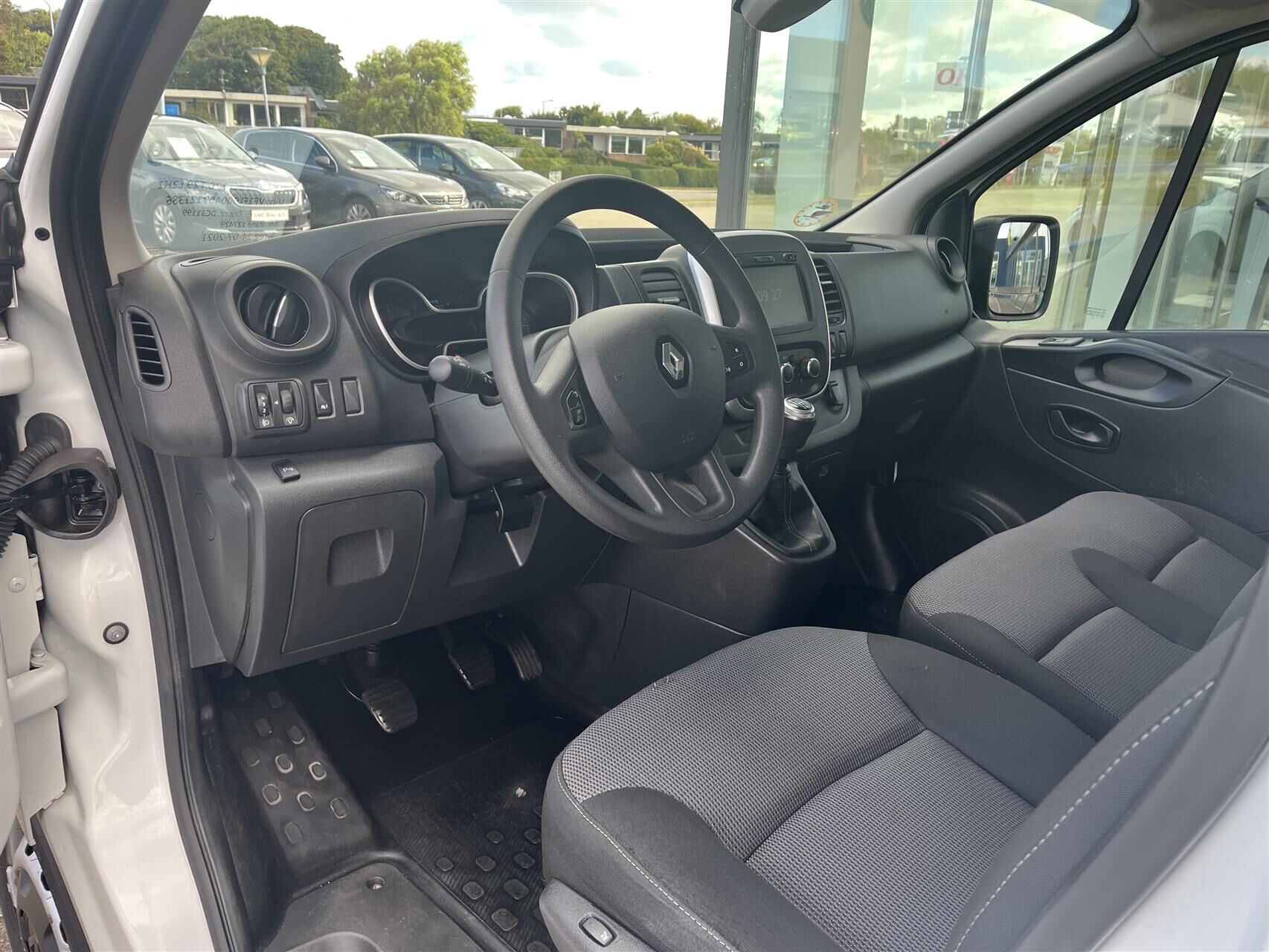 Billede af Renault Trafic T29 L2H1 2,0 DCI 120HK Van 6g
