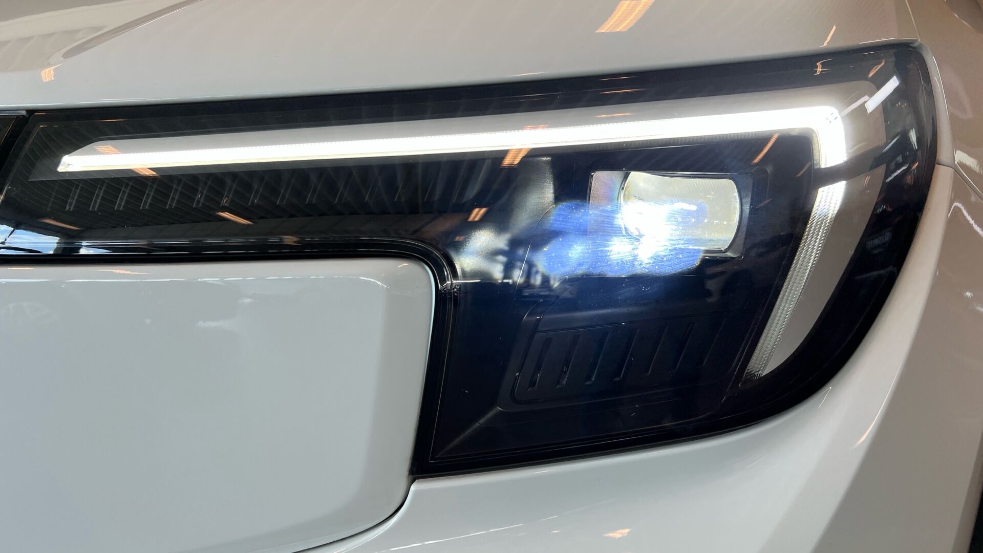 Billede af Ford Explorer EL UR Select AWD 340HK 5d Aut.