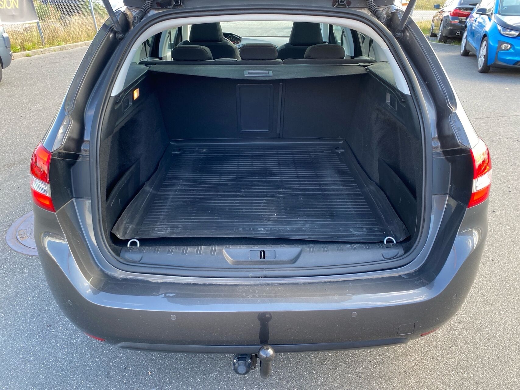 Billede af Peugeot 308 SW 1,6 BlueHDi Style LTD 120HK Stc