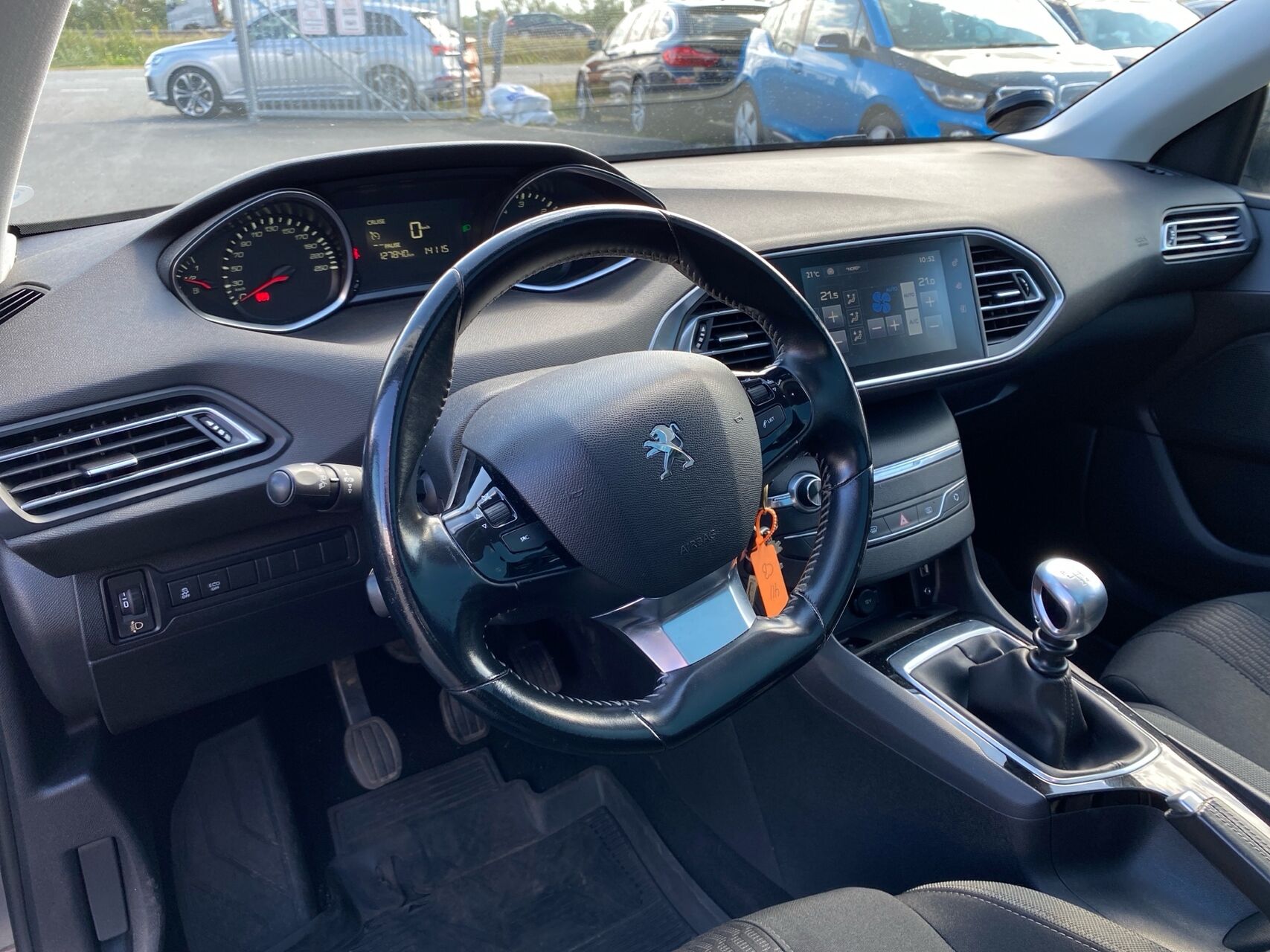 Billede af Peugeot 308 SW 1,6 BlueHDi Style LTD 120HK Stc