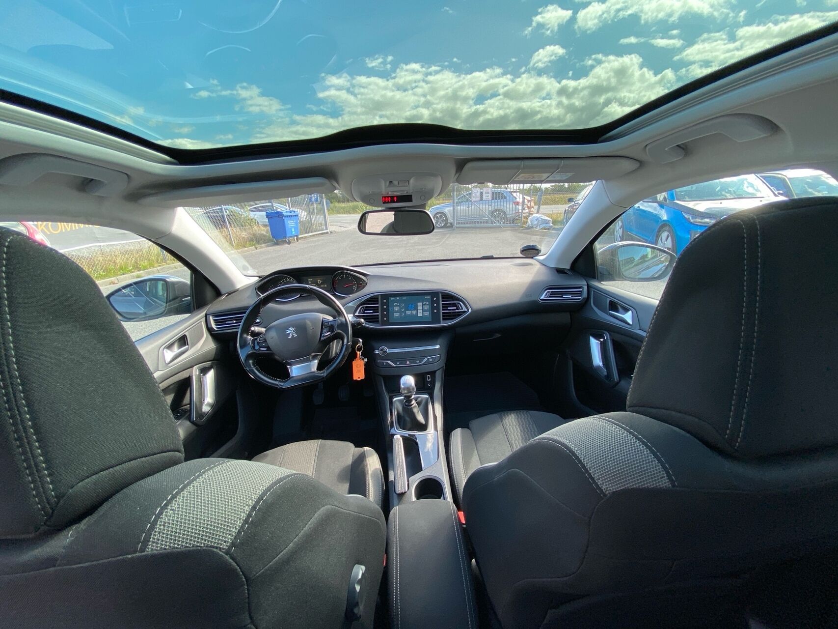 Billede af Peugeot 308 SW 1,6 BlueHDi Style LTD 120HK Stc