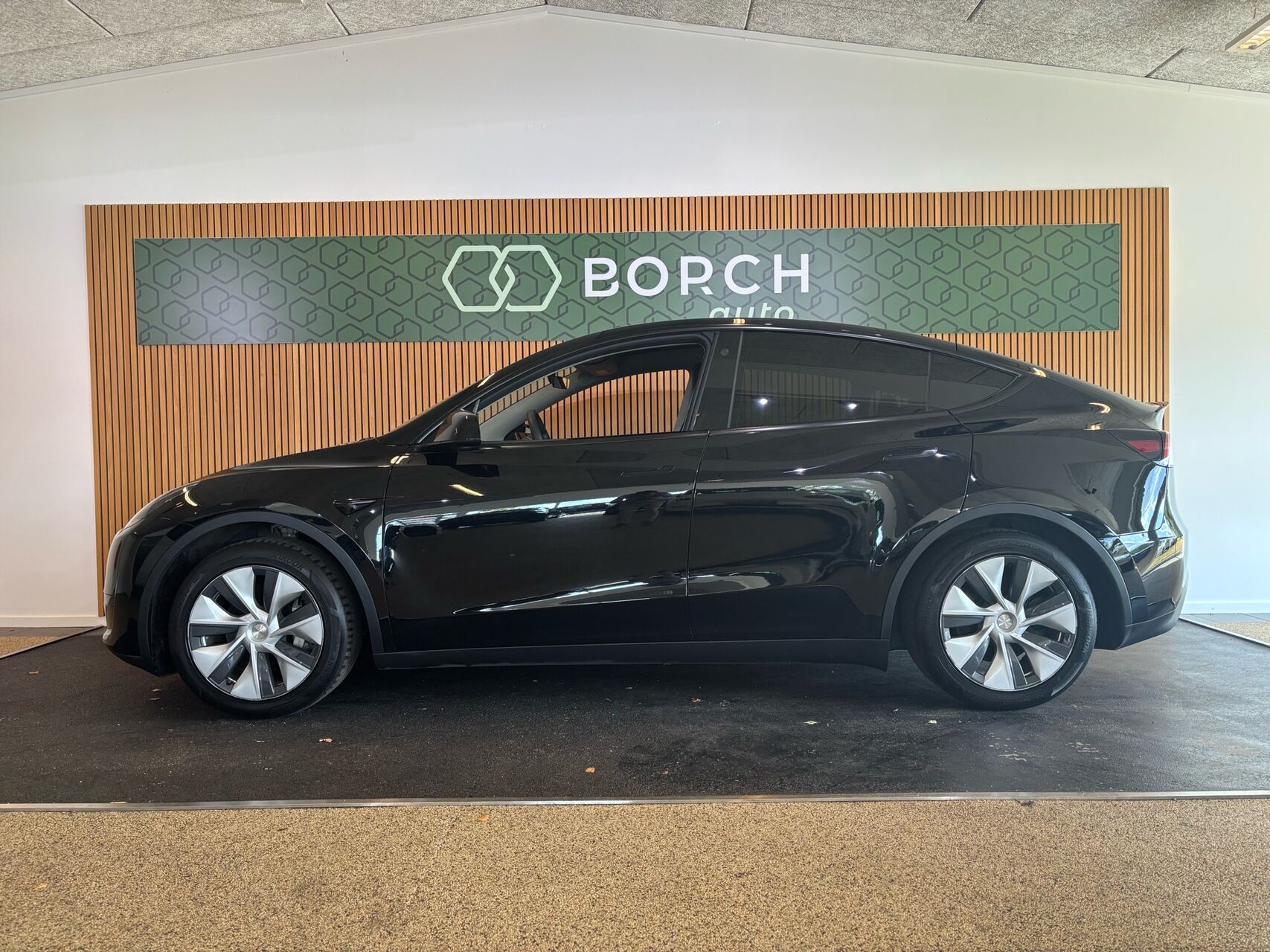 Billede af Tesla Model Y EL RWD 299HK 5d Aut.